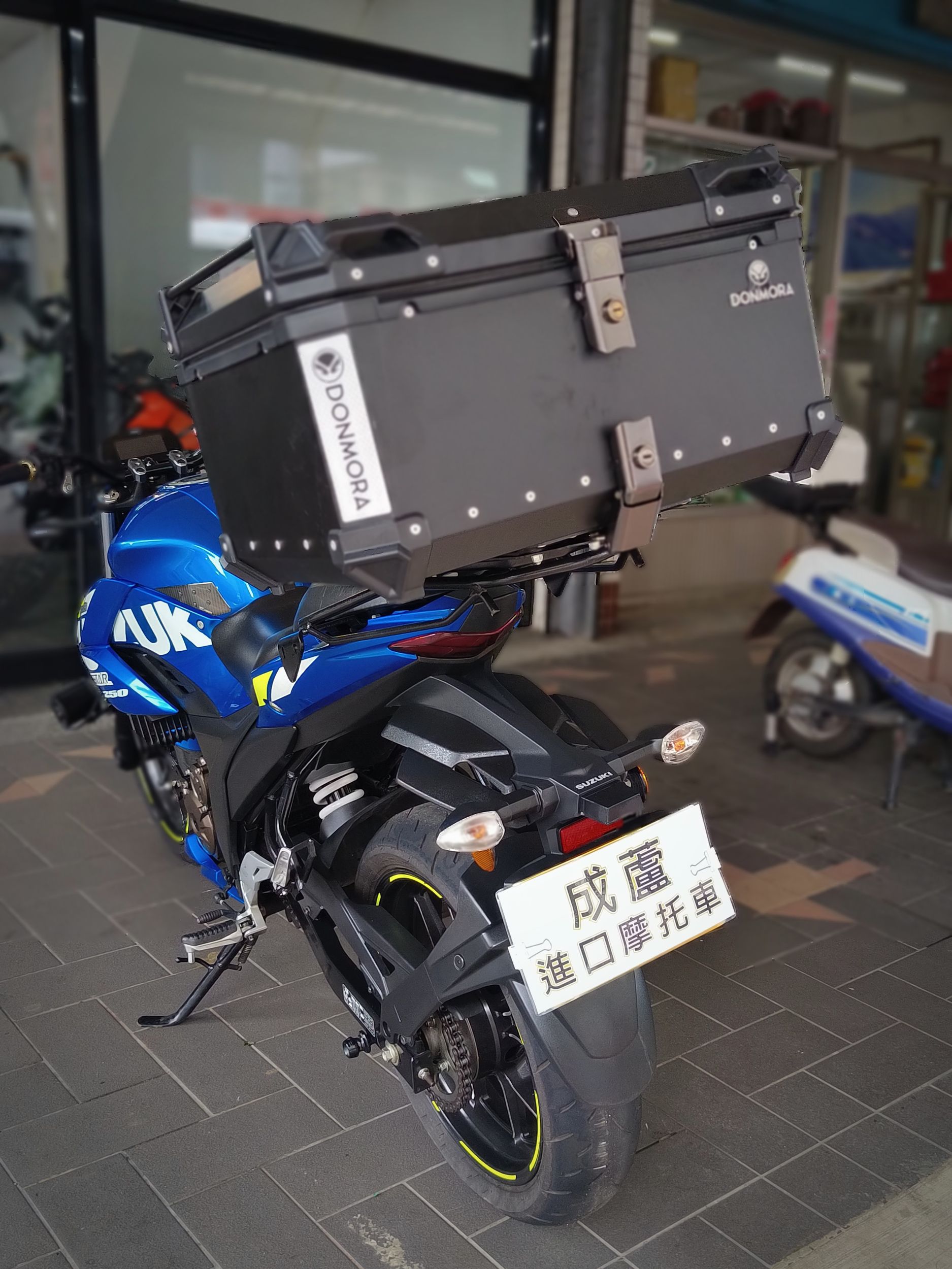 SUZUKI GIXXER 250 SF - 中古/二手車出售中 GIXXER250 ABS 總代理，全車原漆漂亮，只跑10735km | 成蘆進口摩托車