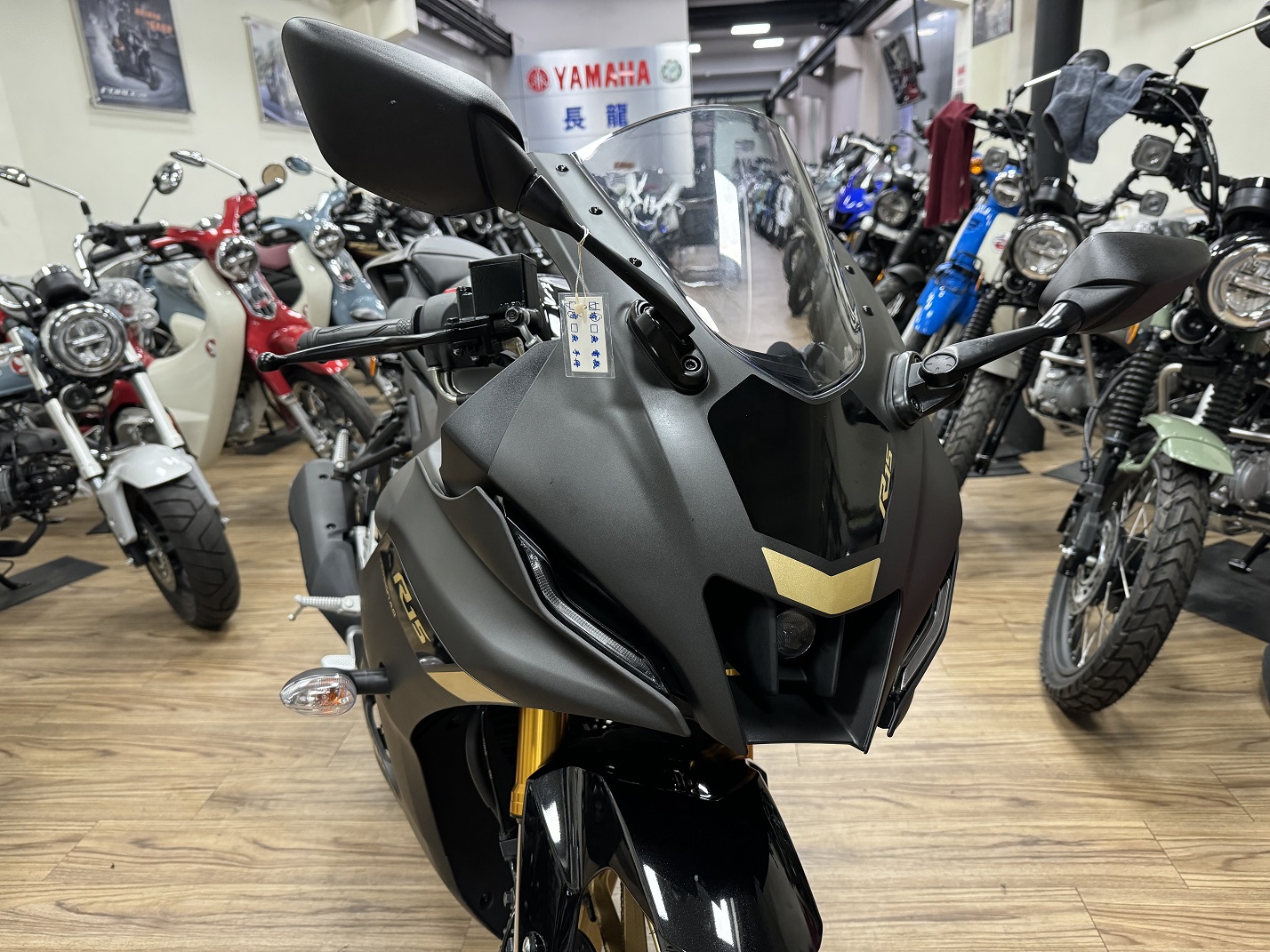 YAMAHA R15 V4新車出售中 【新竹長龍車業】YAMAHA 2024 R15 V4  | 新竹長龍車業行