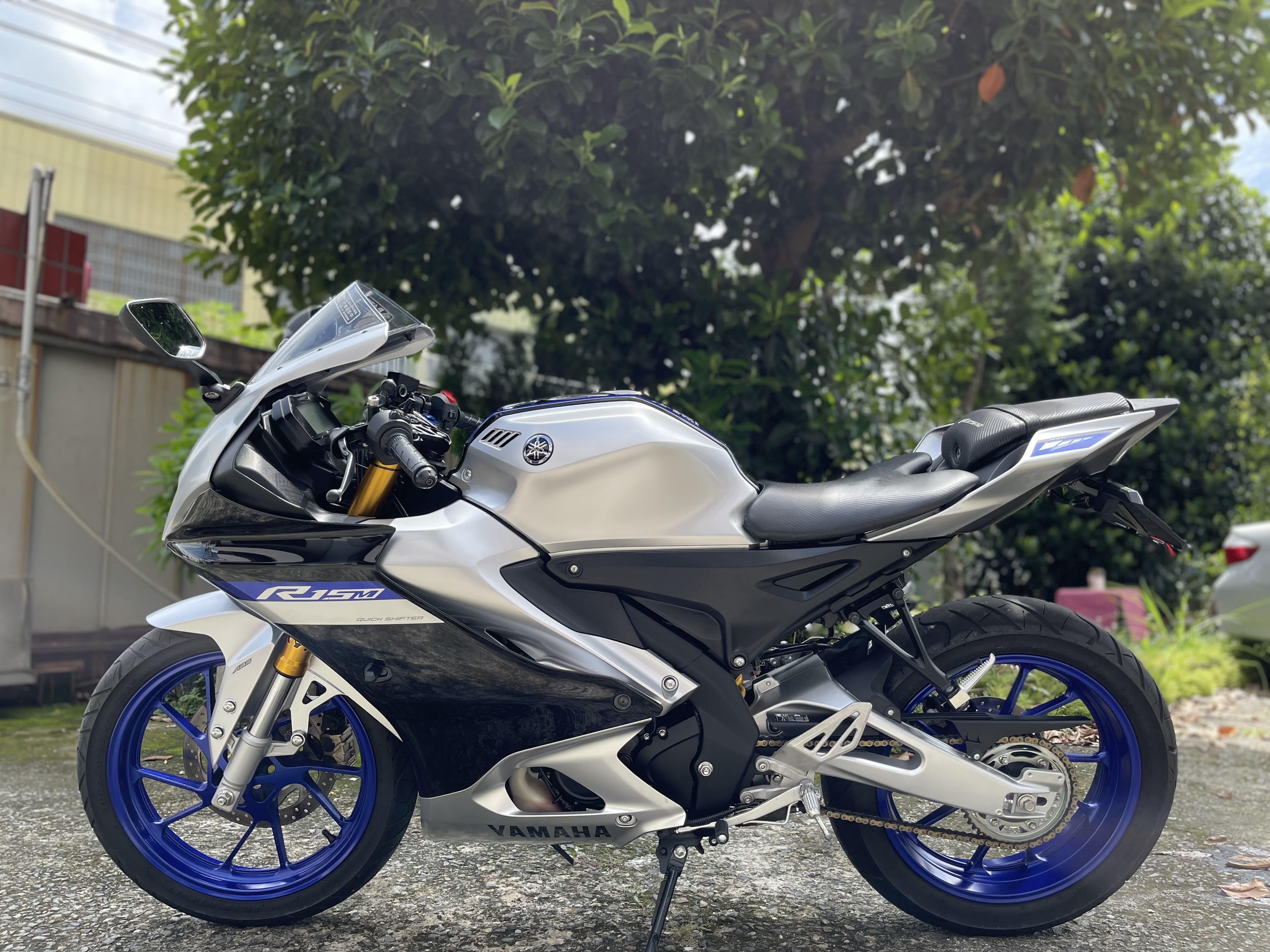 YAMAHA YZF-R15 - 中古/二手車出售中 2022年 YAMAHA YZF-R15 M/0元交車/分期貸款/車換車/線上賞車/到府交車 | 翊帆重車-Queena