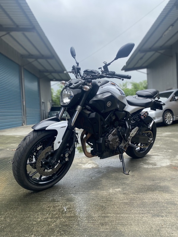 YAMAHA MT-07 - 中古/二手車出售中 17年MT-07白 YSS前叉內管 RPM掛瓶後避震 | Motoshen大聖二輪廣場