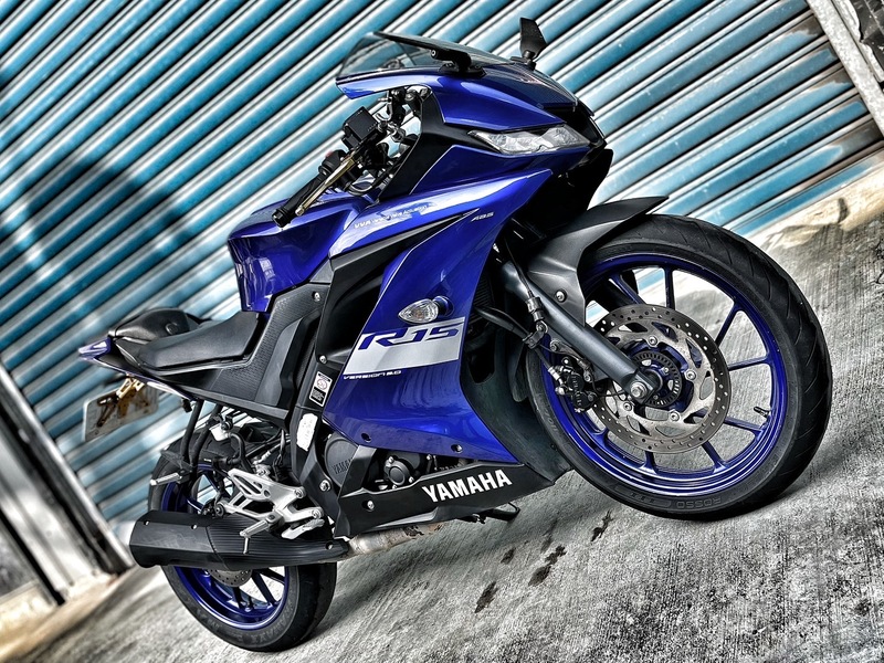 YAMAHA YZF-R15 - 中古/二手車出售中 行車記錄器 手機架 基本改裝 小資族二手重機買賣 | 小資族二手重機買賣