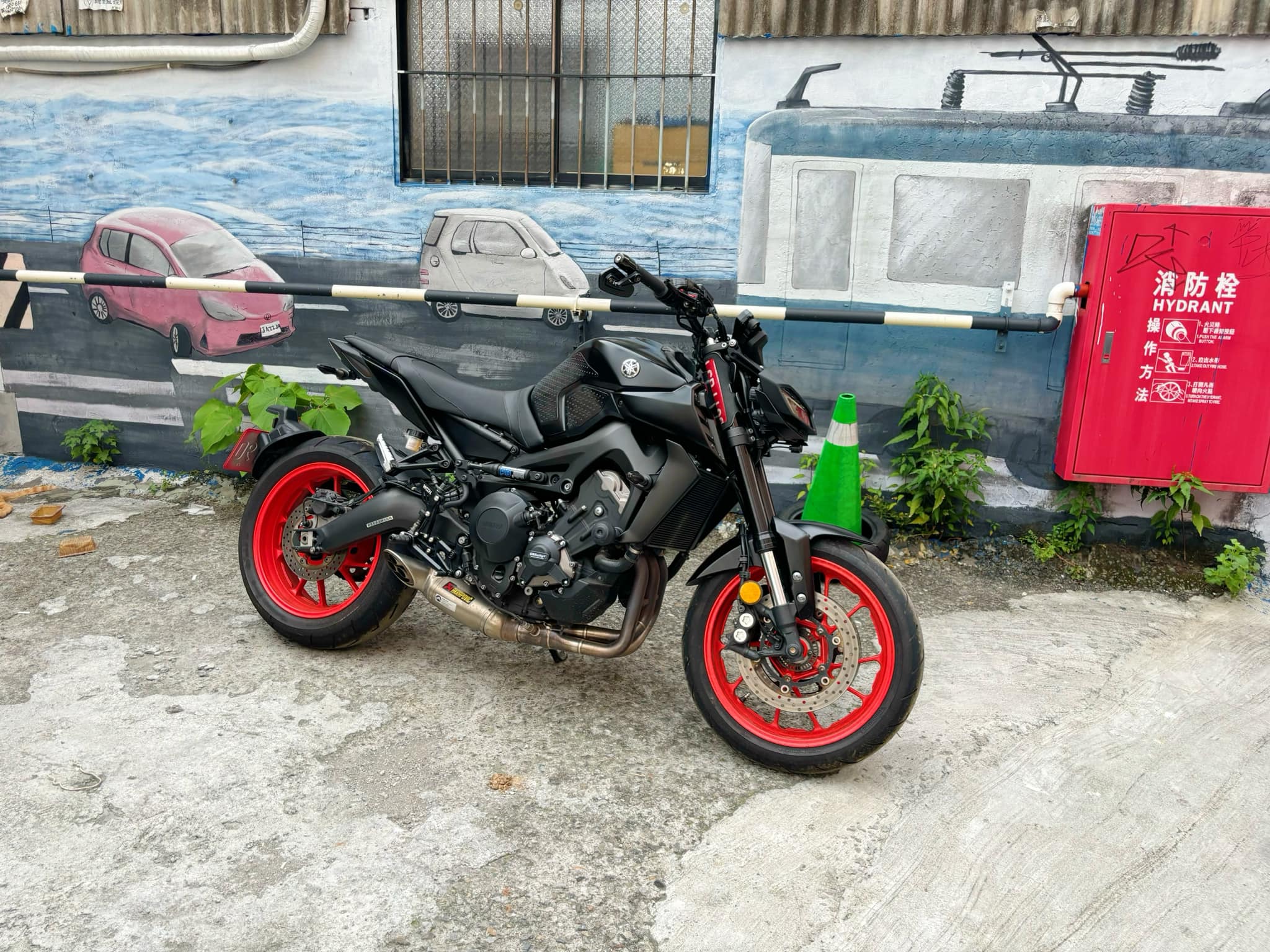 YAMAHA MT-09 - 中古/二手車出售中 YAMAHA MT-09 | 個人自售