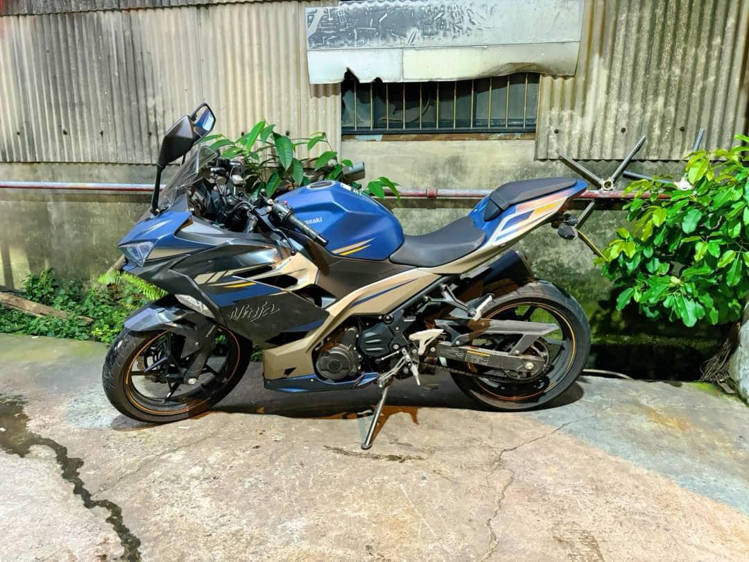 KAWASAKI NINJA400 - 中古/二手車出售中 KAWASAKI 忍者400 | 個人自售