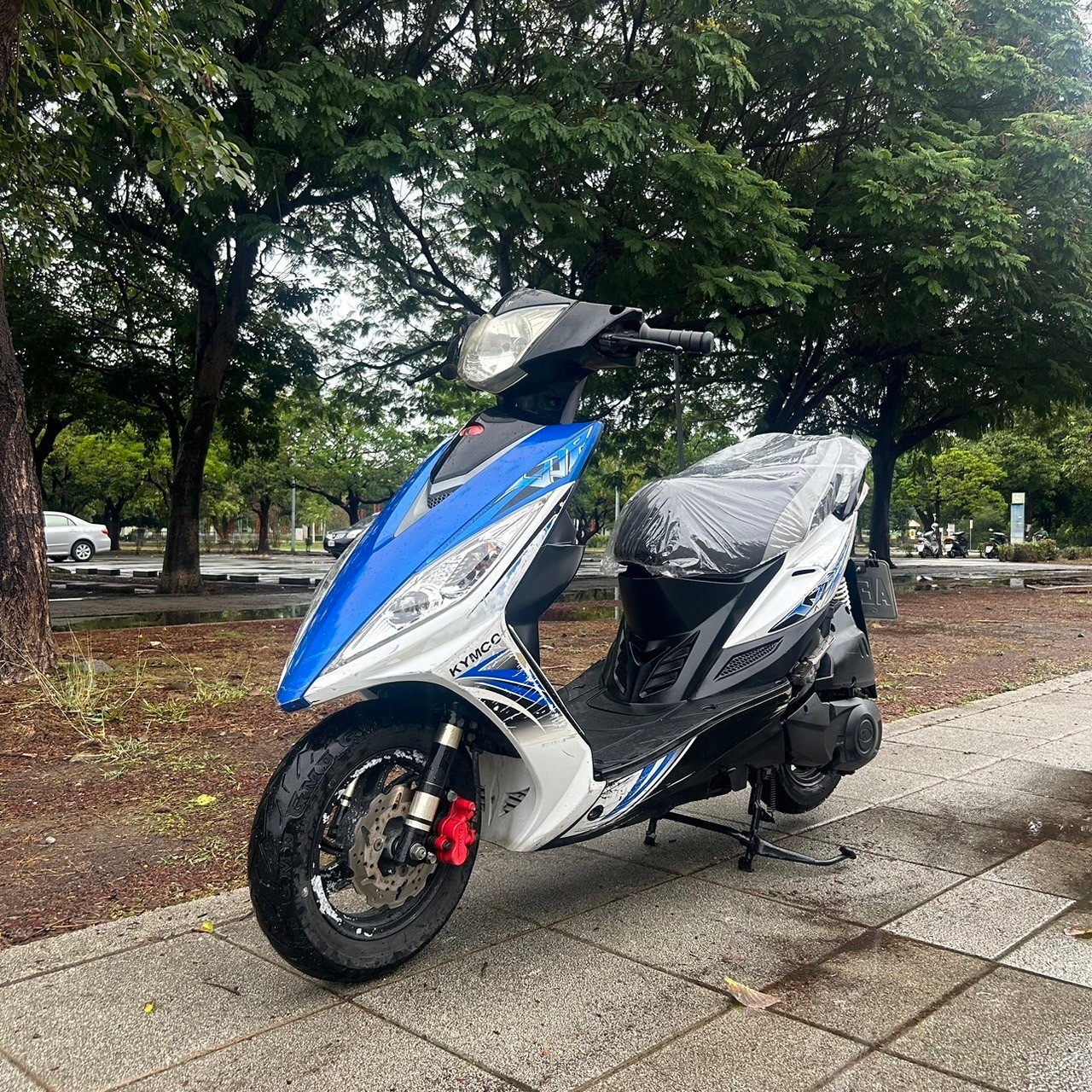 光陽 VJR 110 - 中古/二手車出售中 【高雄二手機車】2013 光陽 VJR 110 #3779 實車實價/高雄二手機車買賣/便宜售代步車/經濟車 | 貳輪嶼二手機車行-高雄店/中古重機收購/gogoro買賣推薦/線上估價立刻加Line:@motor888 （台南、屏東也有到府收購）