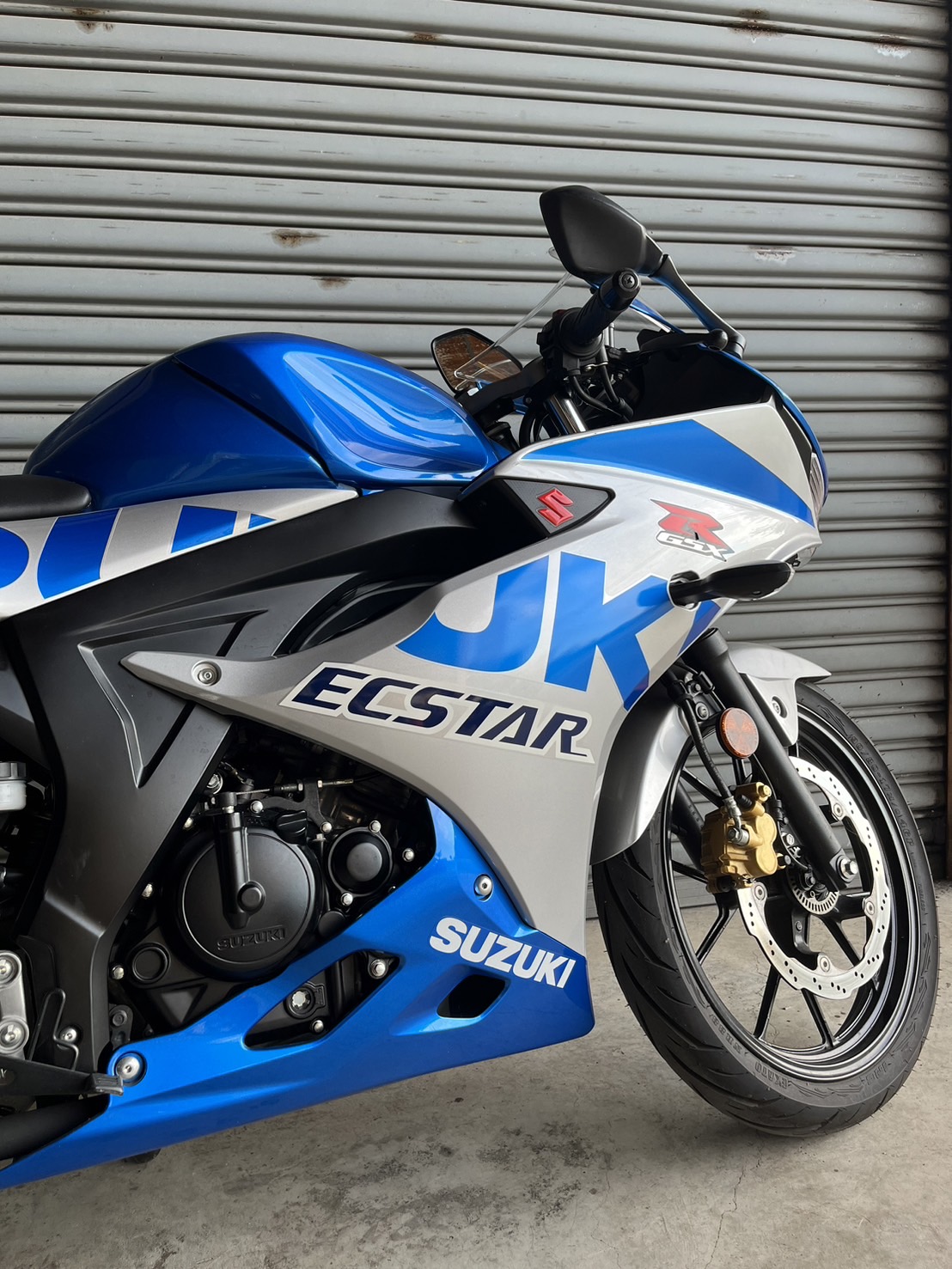 SUZUKI GSX-R150 - 中古/二手車出售中 小阿魯 GSX-R150 只跑300公里 keyless 免鑰匙 高轉熱血引擎 | 個人自售