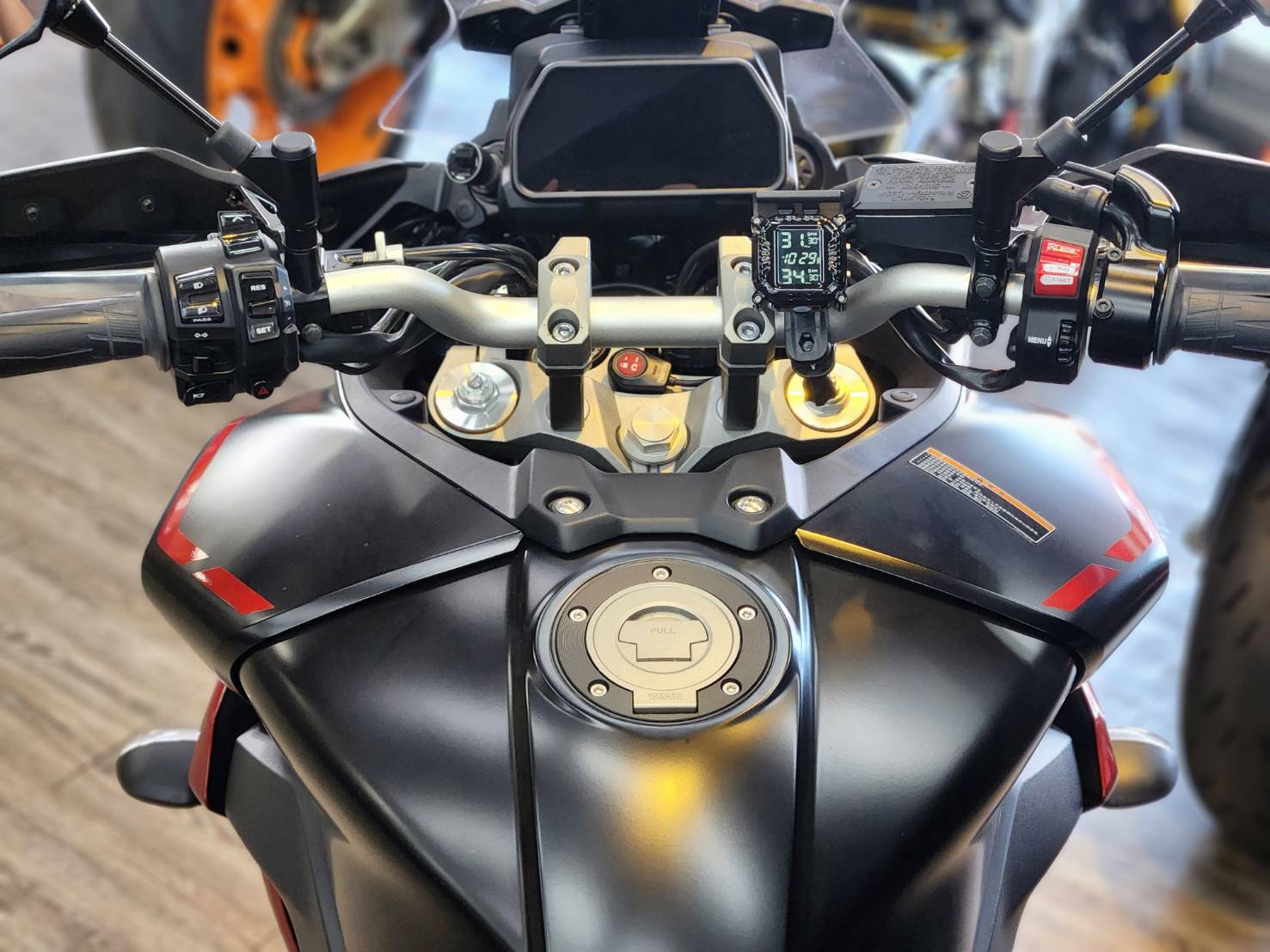 YAMAHA TRACER900 - 中古/二手車出售中 【YAMAHA】 TARCER900 GT | 個人自售