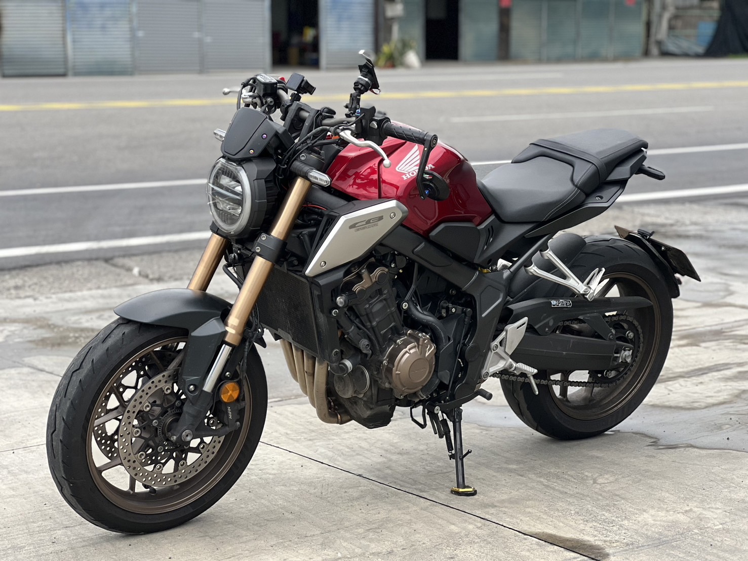 HONDA CB650R - 中古/二手車出售中 CB650r (全馬 霧燈 排氣管） | YSP 建興車業