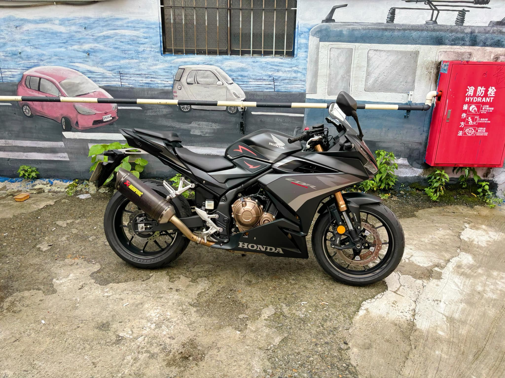 HONDA CBR500R - 中古/二手車出售中 HONDA CBR500R 倒叉 雙碟版 台本車 | 個人自售