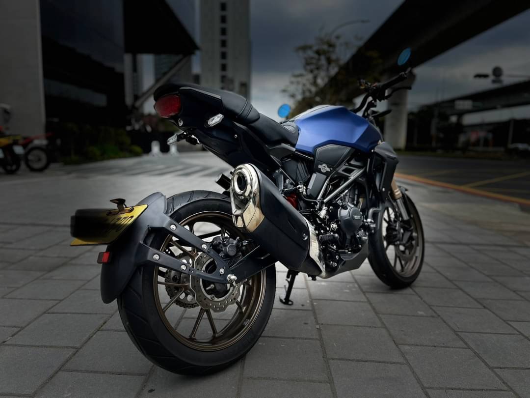 HONDA CB300R - 中古/二手車出售中 安科總泵 GBR護蓋 YSS避震 RSV腳踏 | 小資族二手重機買賣