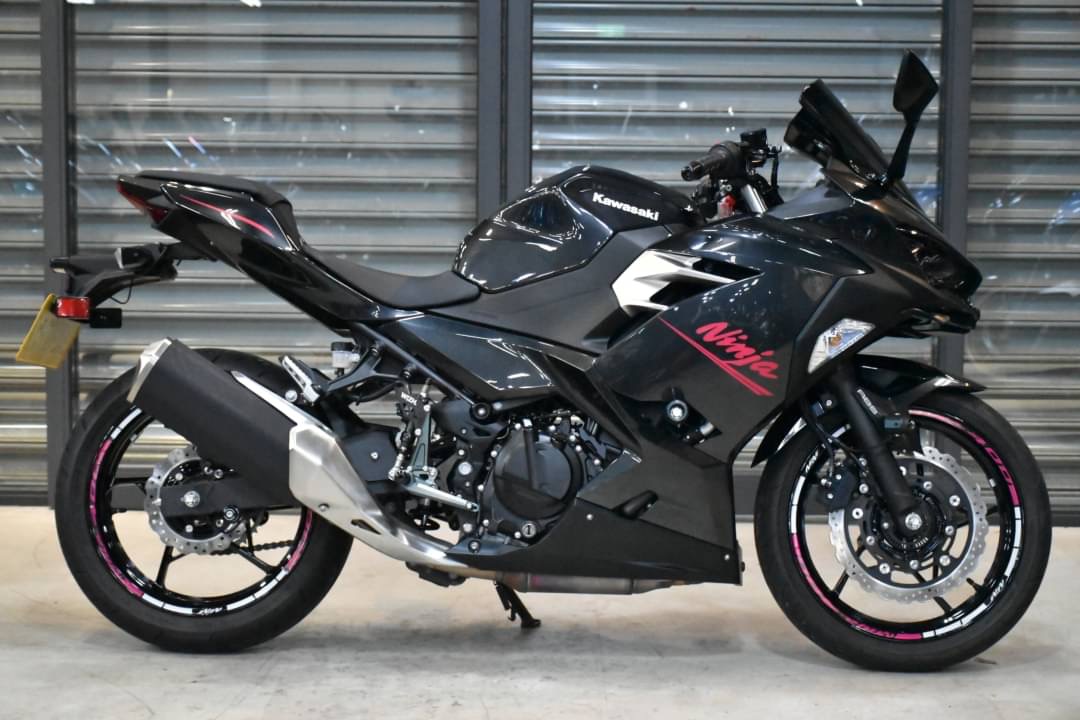 KAWASAKI NINJA400 - 中古/二手車出售中 稀有黑色 小資族二手重機買賣 | 小資族二手重機買賣