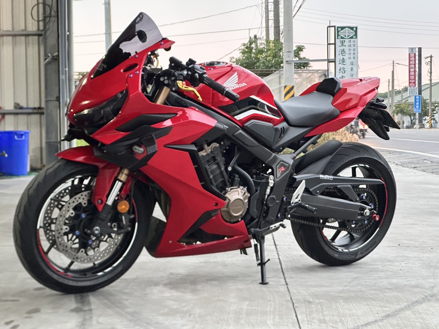 【YSP 建興車業】HONDA CBR650R - 「Webike-摩托車市」 CBR650R（鈦蠍 快排 Brembo）