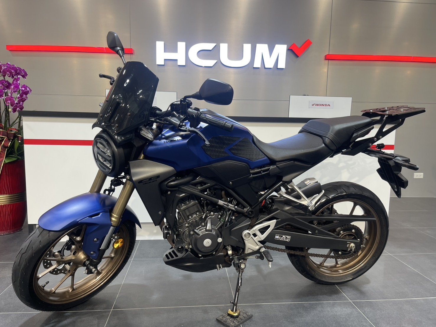 HONDA CB300R - 中古/二手車出售中 車款 : CB300R 出廠年份：2022 領牌年份：2022.12 行駛里程：8980公里 車輛所在：新北市中和區 | 個人自售