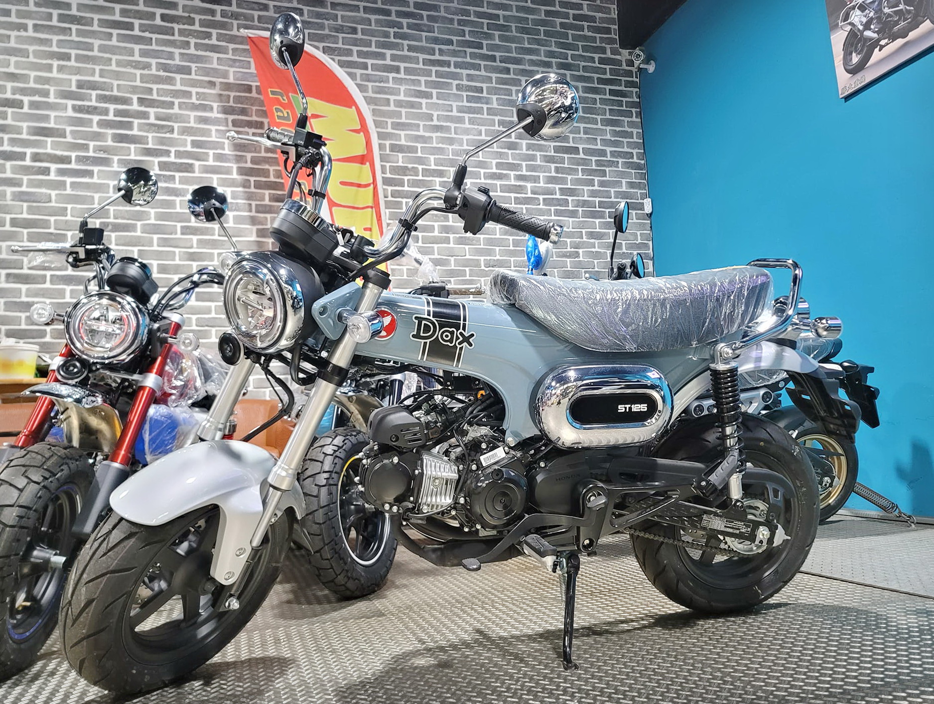 HONDA DAX125 ABS新車出售中 【勝大重機】2024 HONDA DAX125 ABS 全新車售價$13.3萬 ST125 | 勝大重機