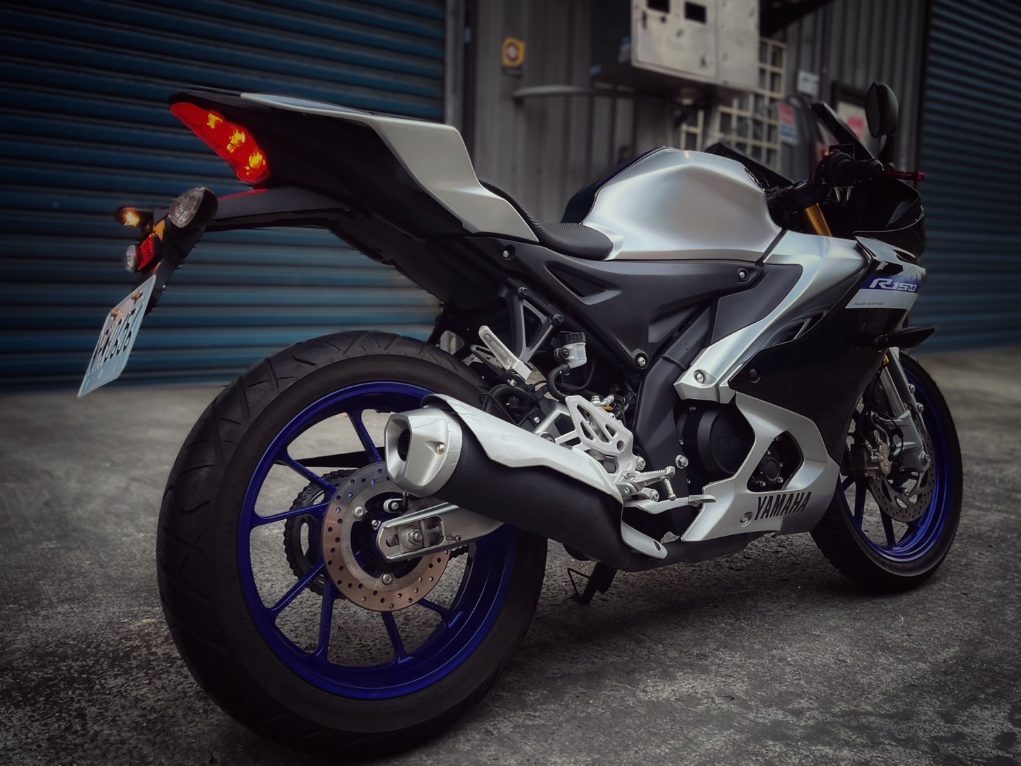 YAMAHA YZF-R15 - 中古/二手車出售中 R15v4M 基本改裝 無摔車無事故 小資族二手重機買賣 | 小資族二手重機買賣