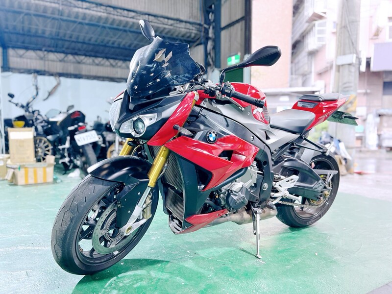 BMW S1000R - 中古/二手車出售中 BMW S1000R頂配公司車 可分期 協助託運 換車補貼 代償結清 LIne ID:@q0984380388 | 小菜輕重機