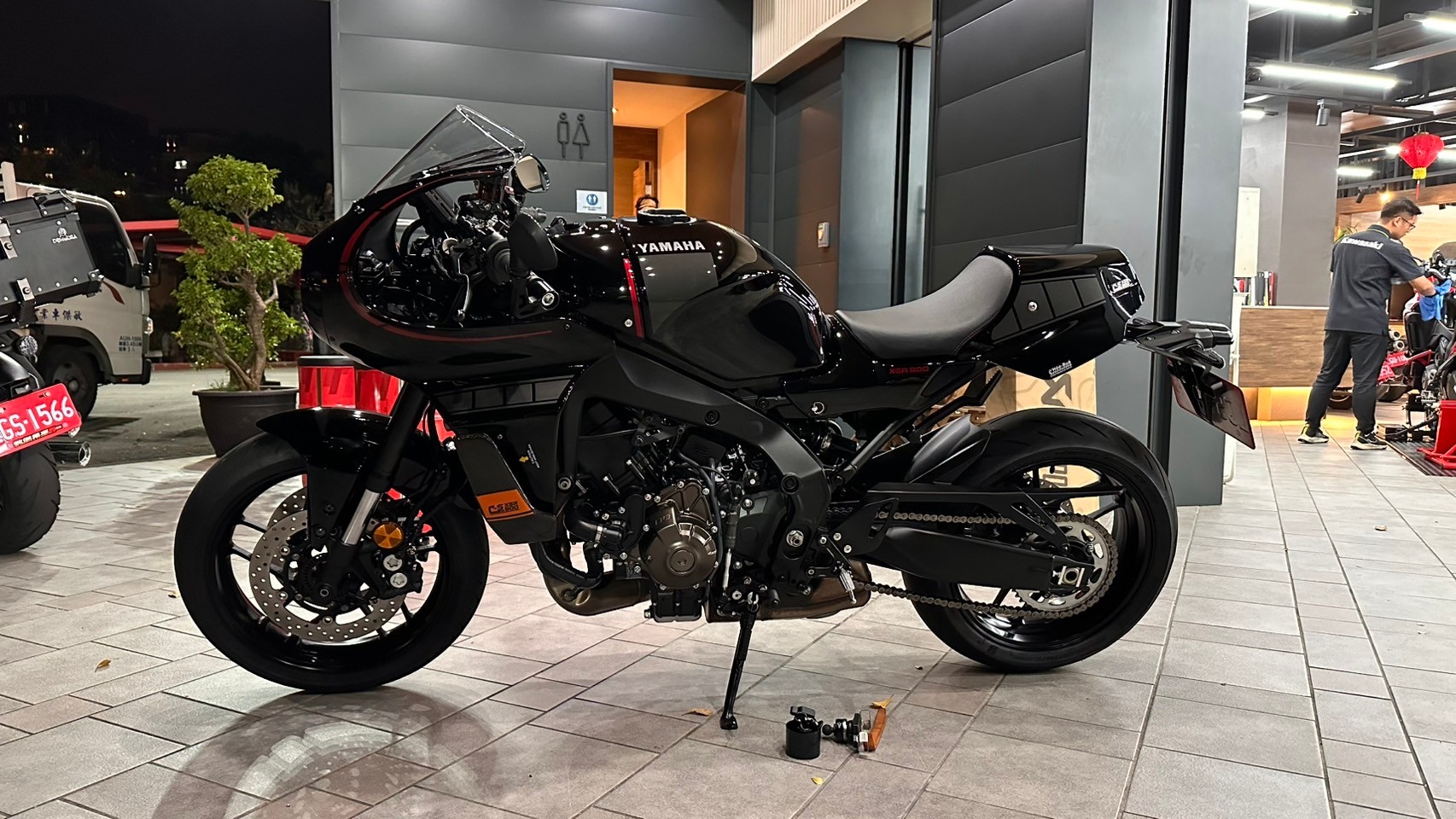 YAMAHA XSR900 - 中古/二手車出售中 代PO YAMAHA XSR900 2023 含Hoobue子彈頭套件 超低里程 完美車況 | 重車銷售職人-宇軒 (敏傑)