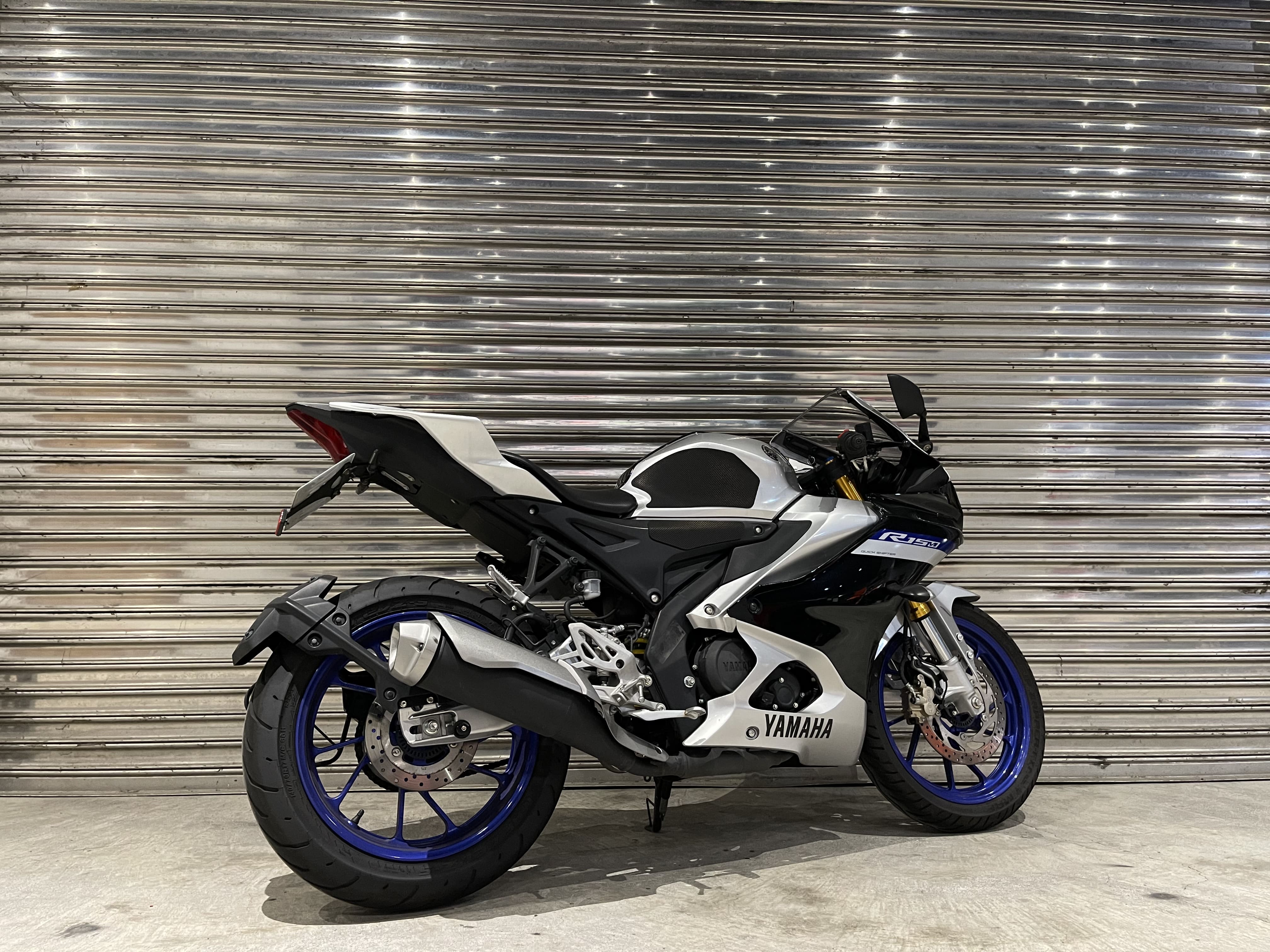 YAMAHA YZF-R15 - 中古/二手車出售中 2022年 YAMAHA YZF-R15M/0元交車/分期貸款/車換車/線上賞車/到府交車 | 翊帆國際重車