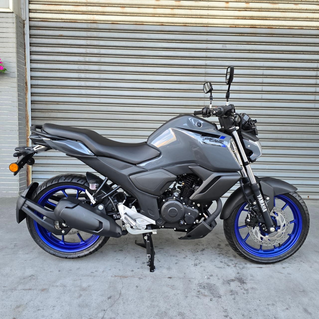 YAMAHA FZSV4新車出售中 YAMAHA FZSV4 FZS150 TCS 灰 2023 新車 | 飛翔國際