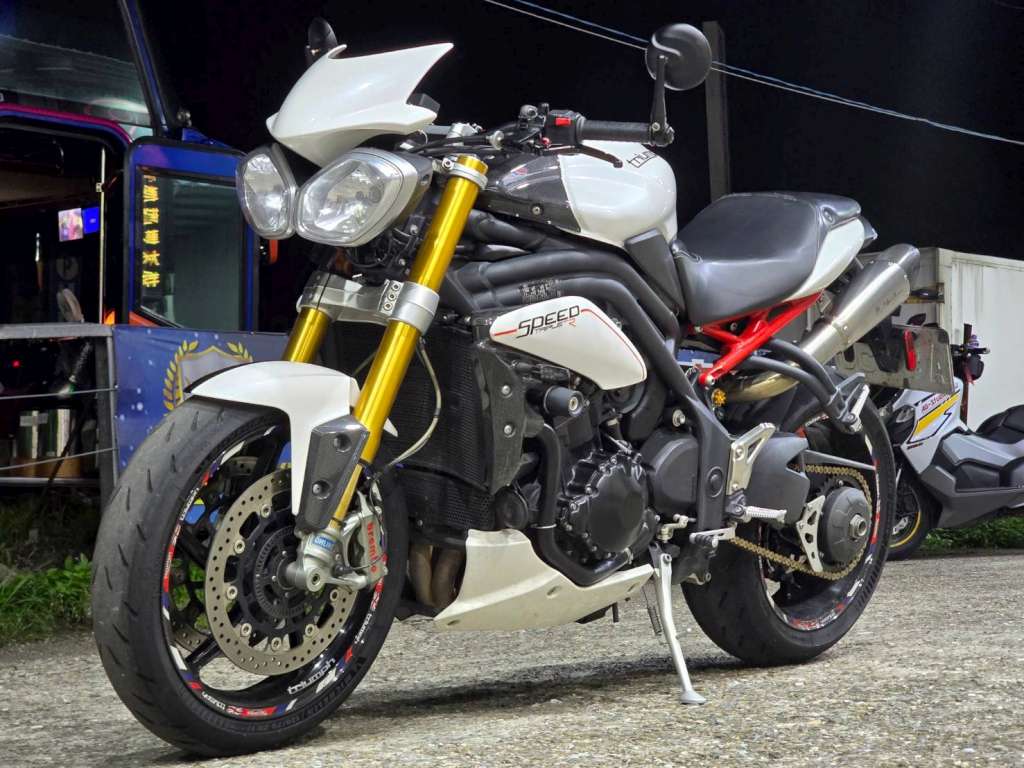 TRIUMPH  SPEED TRIPLE 1050R - 中古/二手車出售中 [出售] 2012年 TRIUMPH SPEED TRIPLE 1050R ABS | 老爹重機