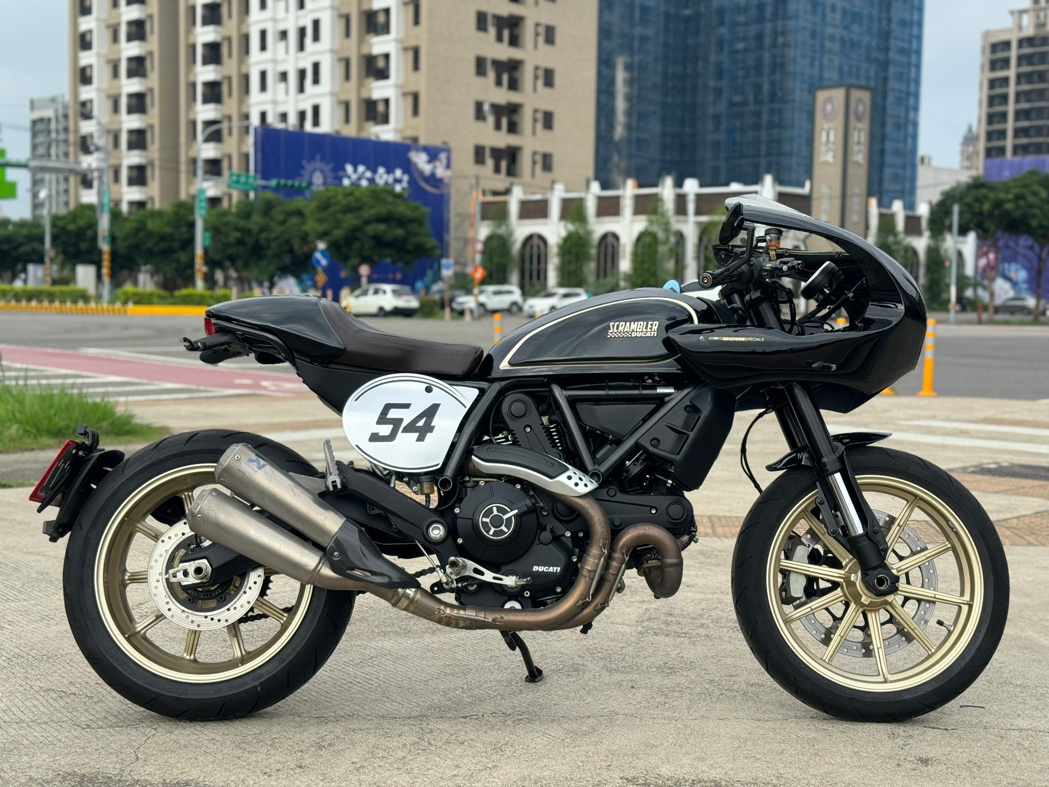 DUCATI SCRAMBLER CAFE RACER - 中古/二手車出售中 Ducati Scrambler Cafe Racer ABS | 艾瑞克重機