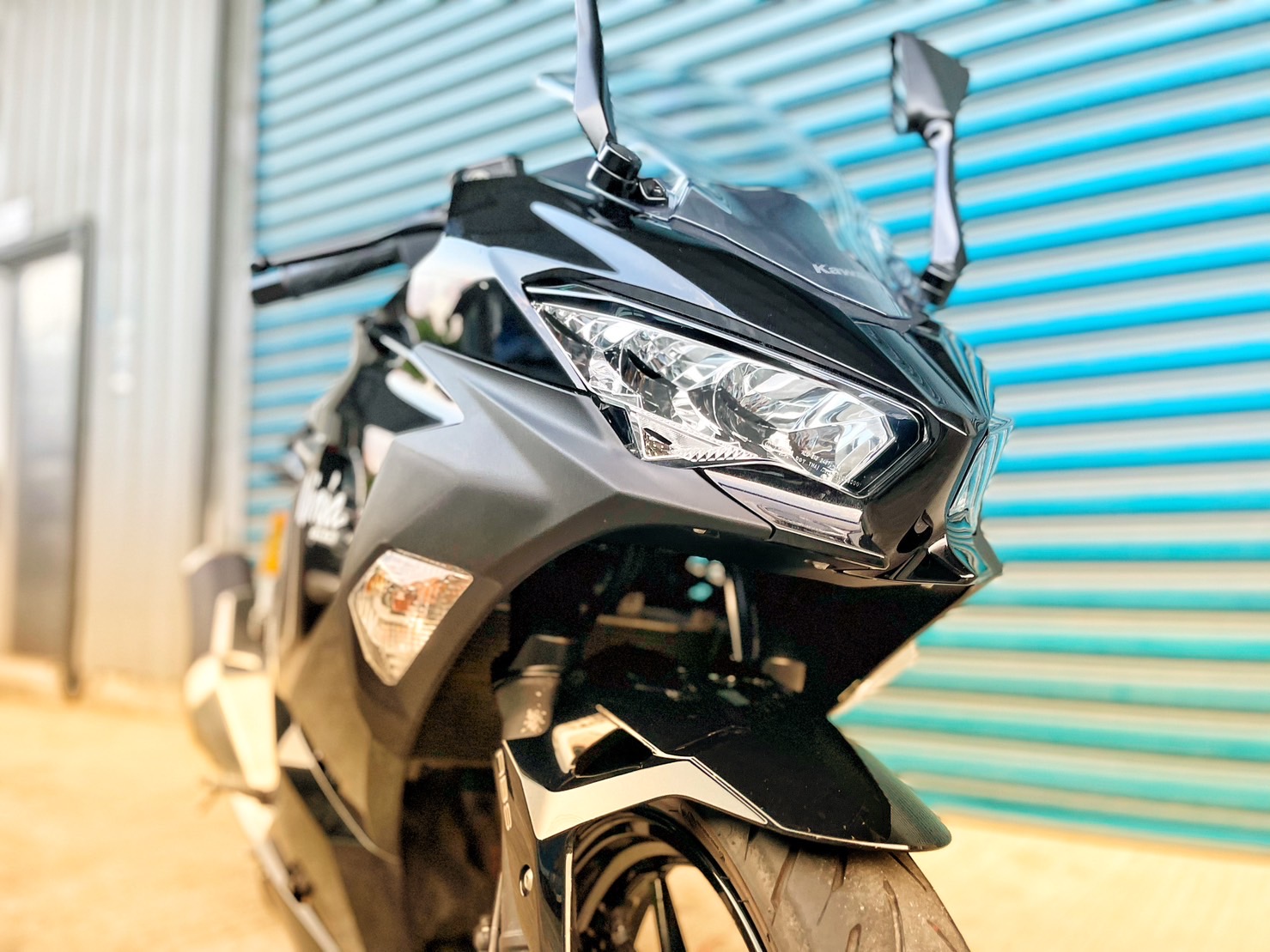 KAWASAKI NINJA400 - 中古/二手車出售中 稀有黑色 里程保證 原廠保固 小資族二手重機買賣 | 小資族二手重機買賣