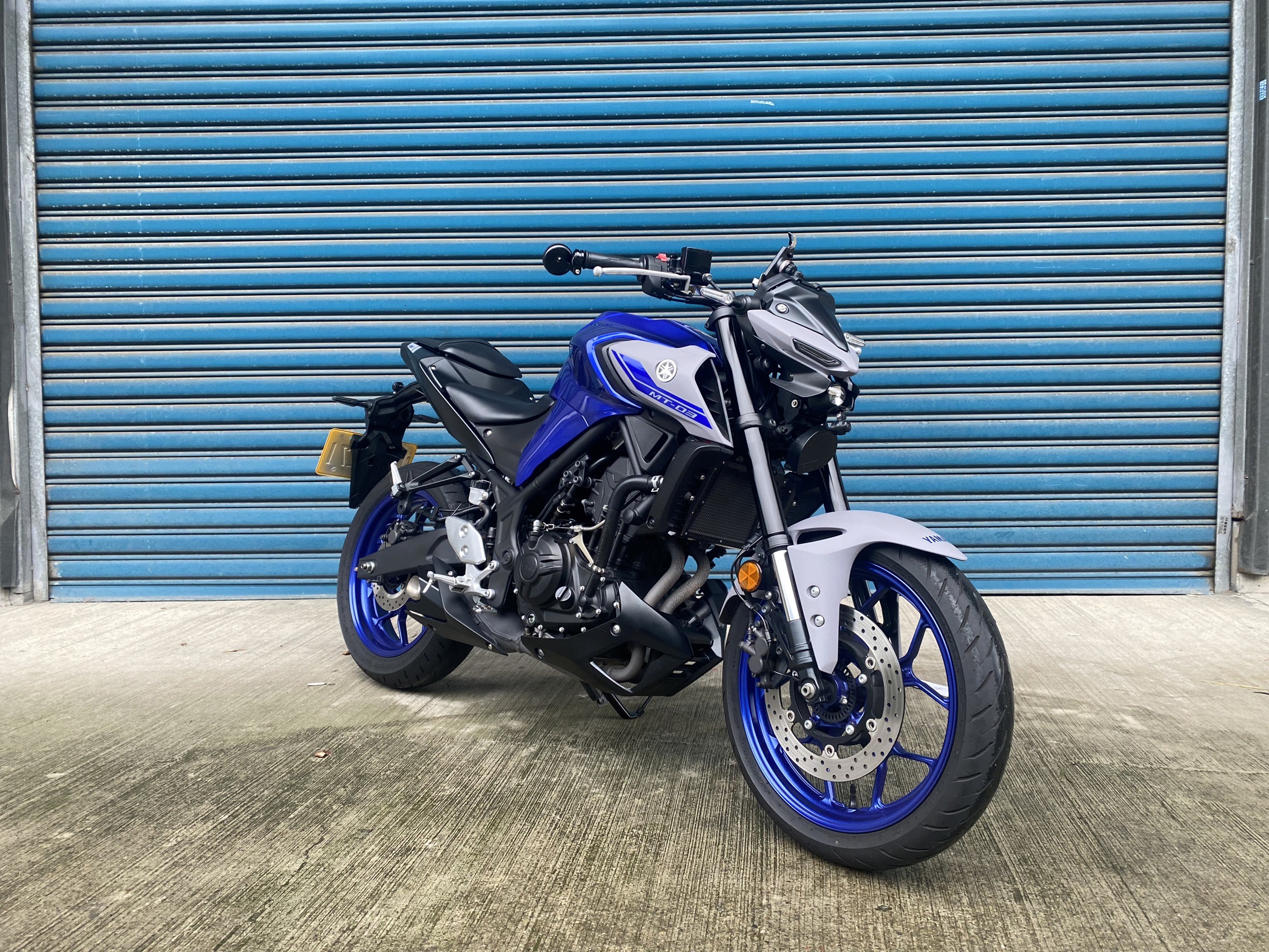 YAMAHA MT-03 - 中古/二手車出售中 21年MT03 改裝套件： 行車紀錄器 端子鏡 黑準手機架 USB行車充電 改裝尾段排氣管(原廠在) | Motoshen大聖二輪廣場