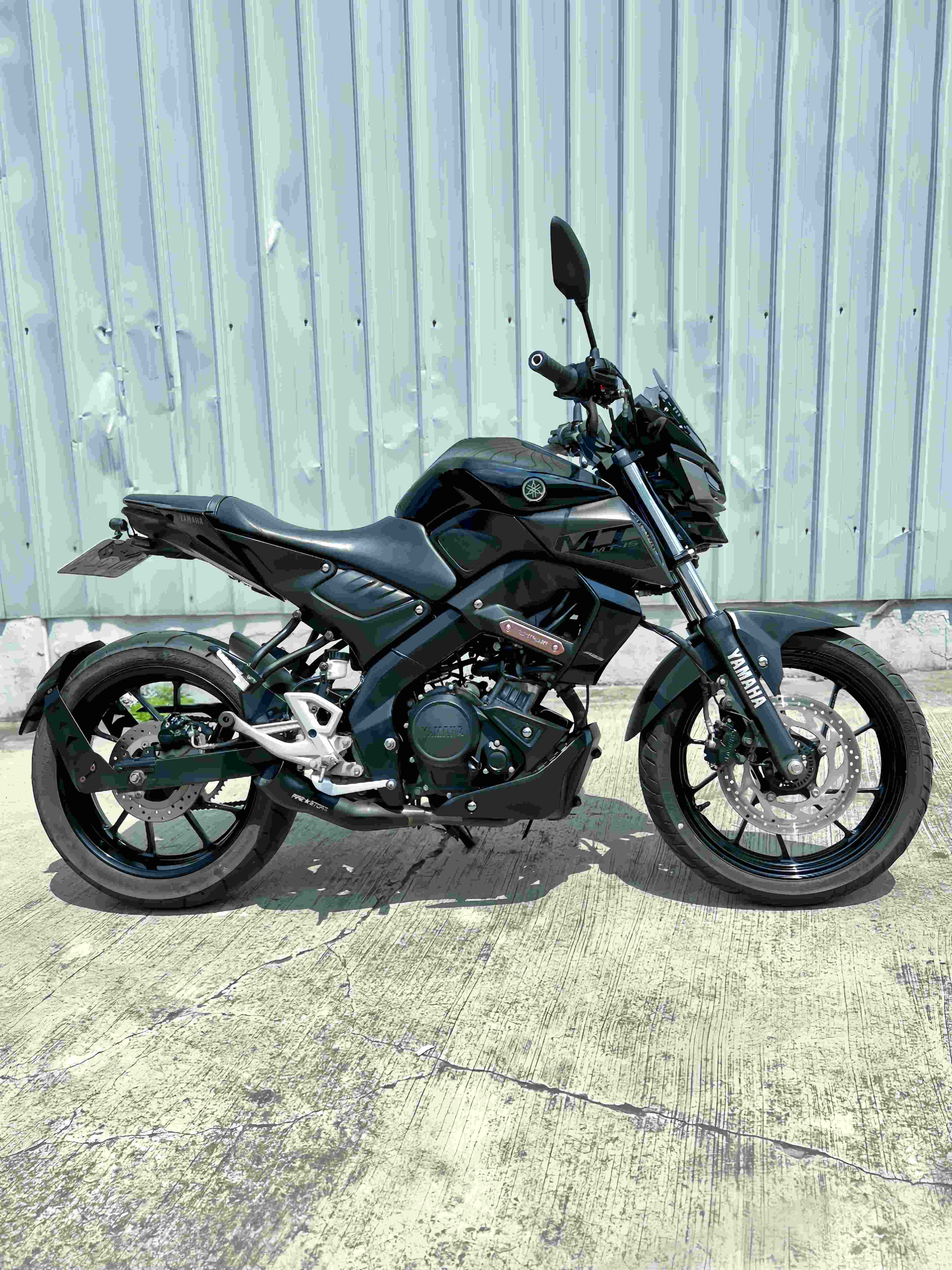 YAMAHA MT-15 - 中古/二手車出售中 2019年 MT-15 闇黑色系 視覺100% 碳纖維車頭罩 FIRE STORM 排氣管 | 阿宏大型重機買賣