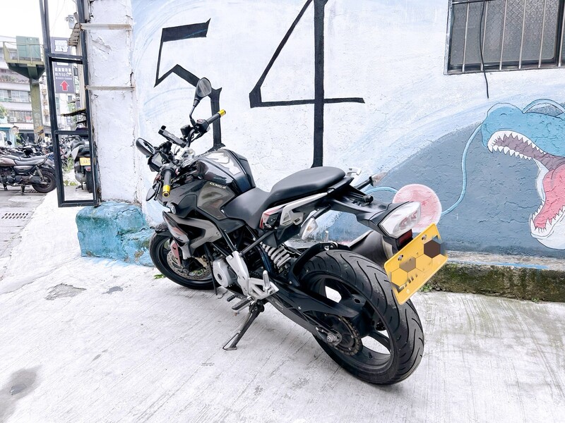 BMW G 310 R - 中古/二手車出售中 BMW G310R 協助分期、託運、換車補貼、代償結清 Line ID:@q0984380388 | 小菜輕重機