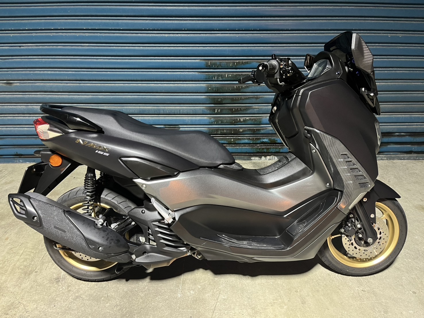 YAMAHA NMAX 155 - 中古/二手車出售中 NMAX 黑金不敗 一手車庫車 原殼原漆 無傷痕漏油 頂級車況 | 個人自售