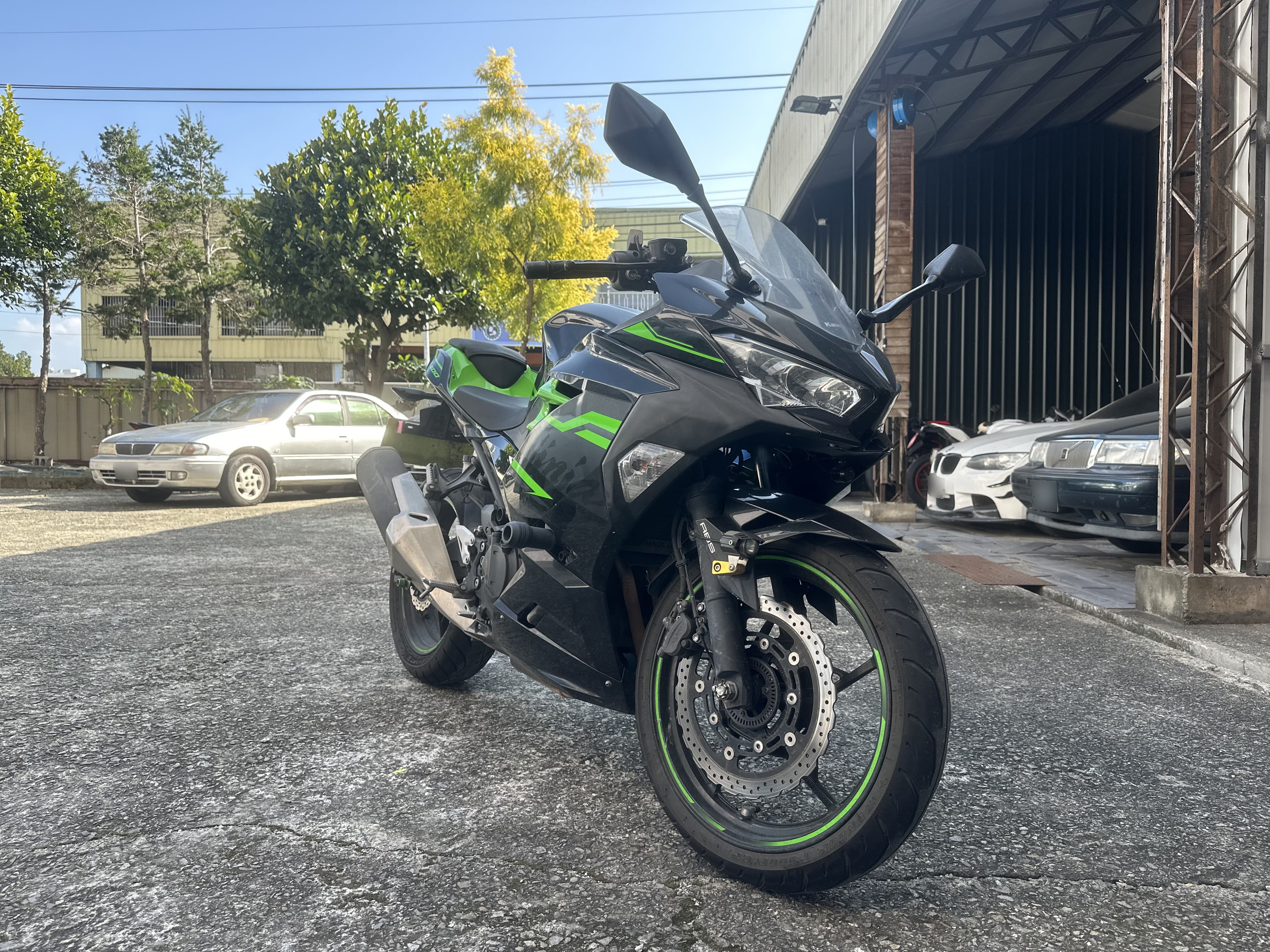 KAWASAKI NINJA400R - 中古/二手車出售中 2019年 KAWASAKI NINJA400/0元交車/分期貸款/車換車/線上賞車/到府交車 | 翊帆國際重車