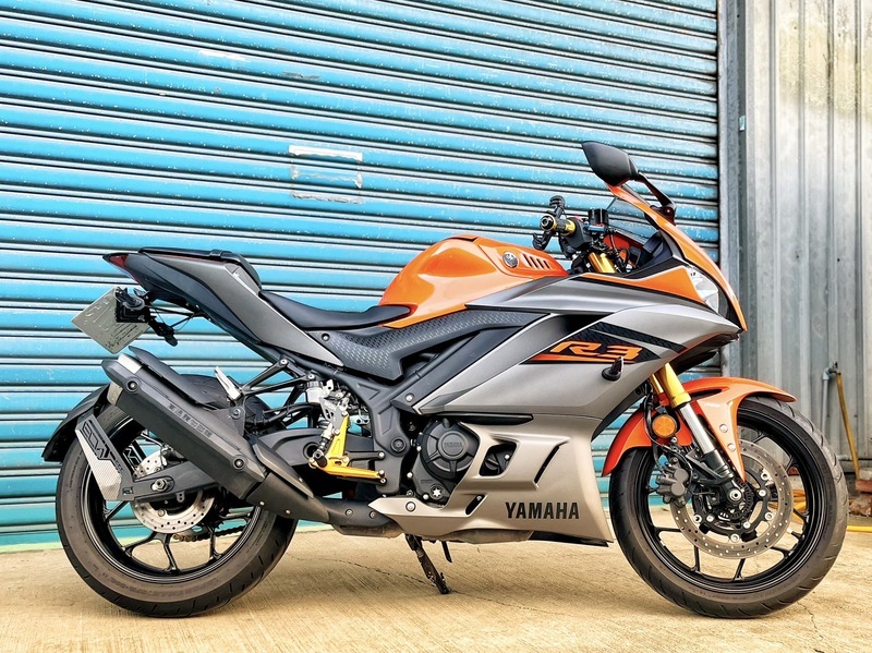 YAMAHA YZF-R3 - 中古/二手車出售中 稀有配色 Ridea拉桿握把 W!ZH腳踏後移 小資族二手重機買賣 | 小資族二手重機買賣