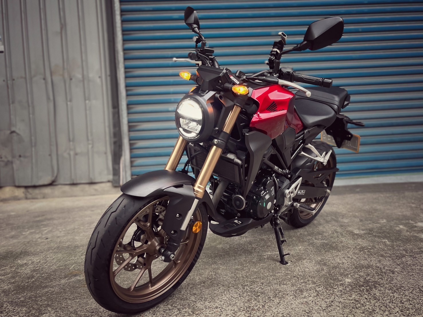 HONDA CB300R - 中古/二手車出售中 台本車 全原廠保養 一手無摔車無事故 小資族二手重機買賣 | 小資族二手重機買賣