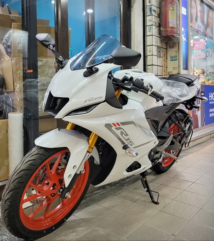 YAMAHA YZF-R15新車出售中  V4【勝大重機】2023 YAMAHA YZF-R15 V4 白 有快排 全新車售價$12.8萬 | 勝大重機