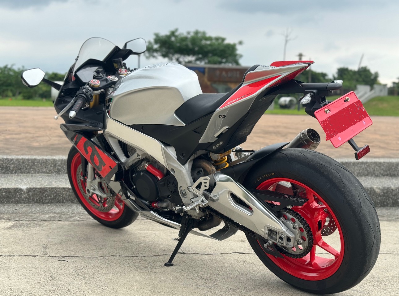 APRILIA RSV4 - 中古/二手車出售中 APRILIA RSV4 RR原廠殼 引擎已整理 | 艾瑞克重機