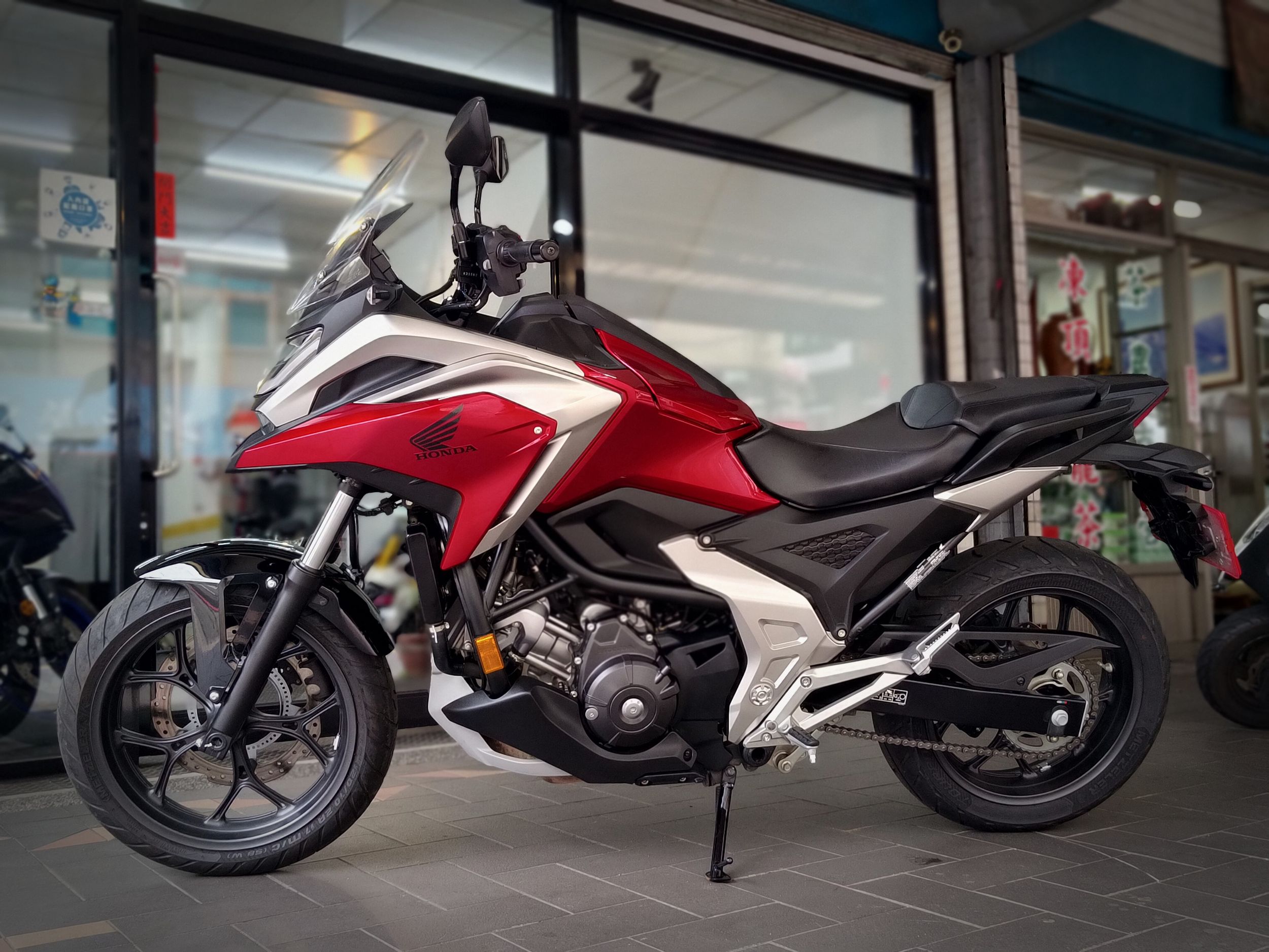 【成蘆進口摩托車】HONDA NC750X - 「Webike-摩托車市」 NC750X ABS，台本車一手只跑2010km，原漆完美無傷