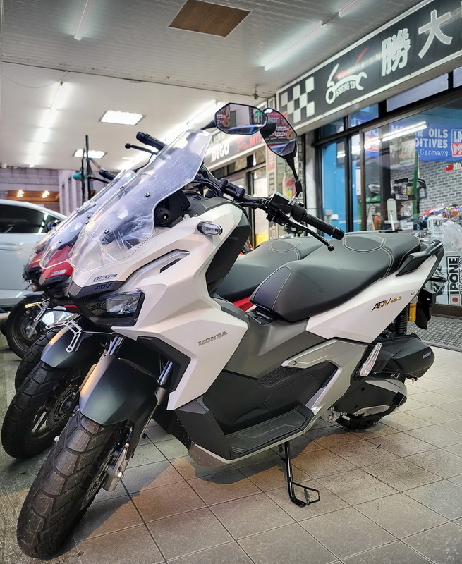 HONDA ADV160 ABS新車出售中 【勝大重機】2023 HONDA ADV160 ABS 全新車售價$16.8萬 | 勝大重機