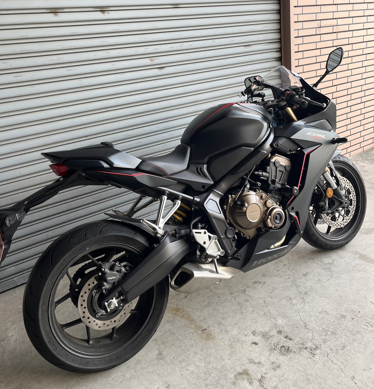 HONDA CBR650R - 中古/二手車出售中 總代理 CBR650R 里程1300 車況好 資料齊 <<實體店面賞車試騎>> | 個人自售