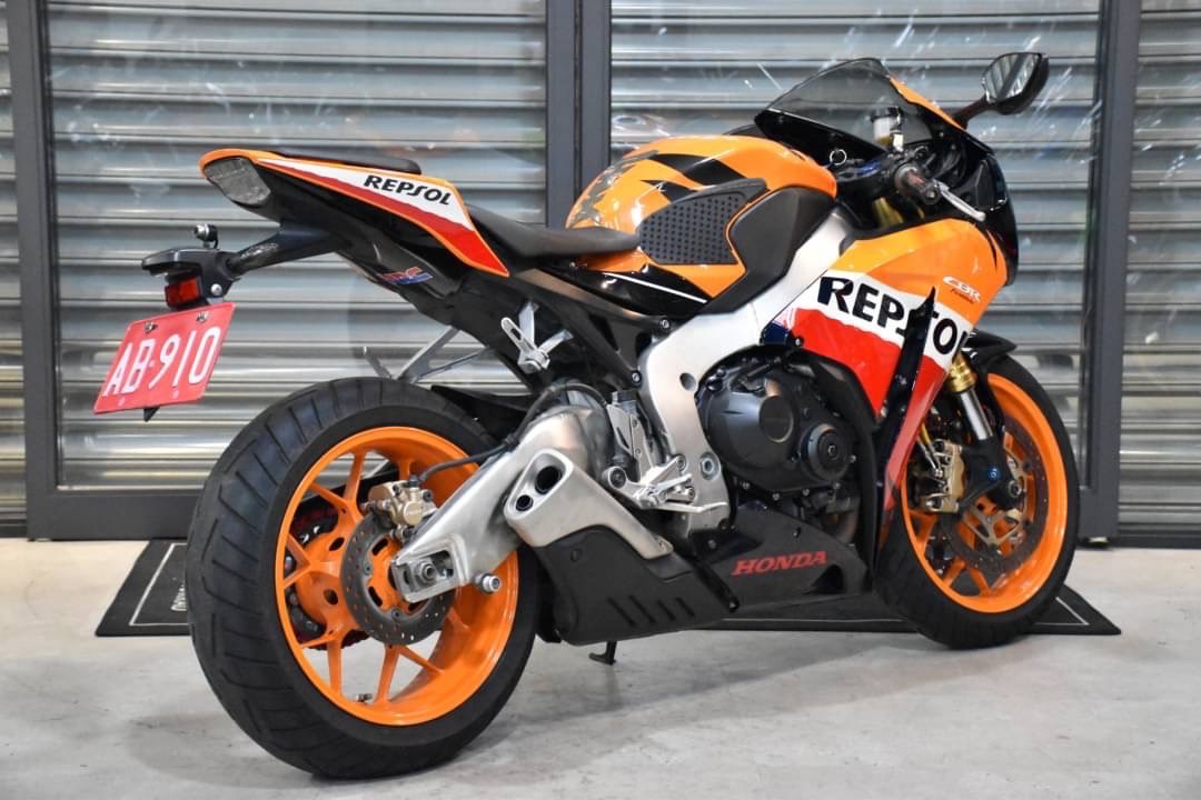 HONDA CBR1000RR Fire Blade - 中古/二手車出售中 力豹仕塗裝 小資族二手重機買賣 | 小資族二手重機買賣