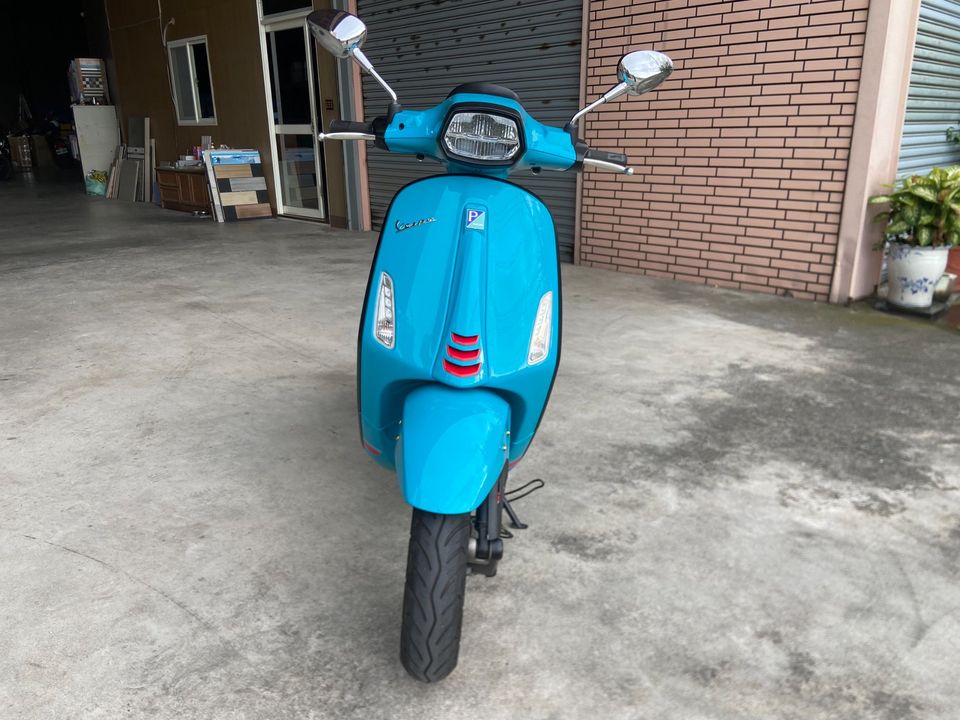 【繪馬輕重型機車】VESPA Vespa Vespa 150 - 「Webike-摩托車市」 2021 Piaggio Vespa SPRINT 150 ABS 超低里程！4,xxx km的vespa sprint 150，立即入手