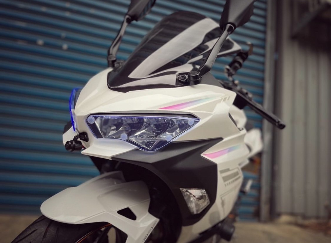 KAWASAKI NINJA400 - 中古/二手車出售中 Ninja400 白色副廠殼 基本改裝 小資族二手重機買賣 | 小資族二手重機買賣