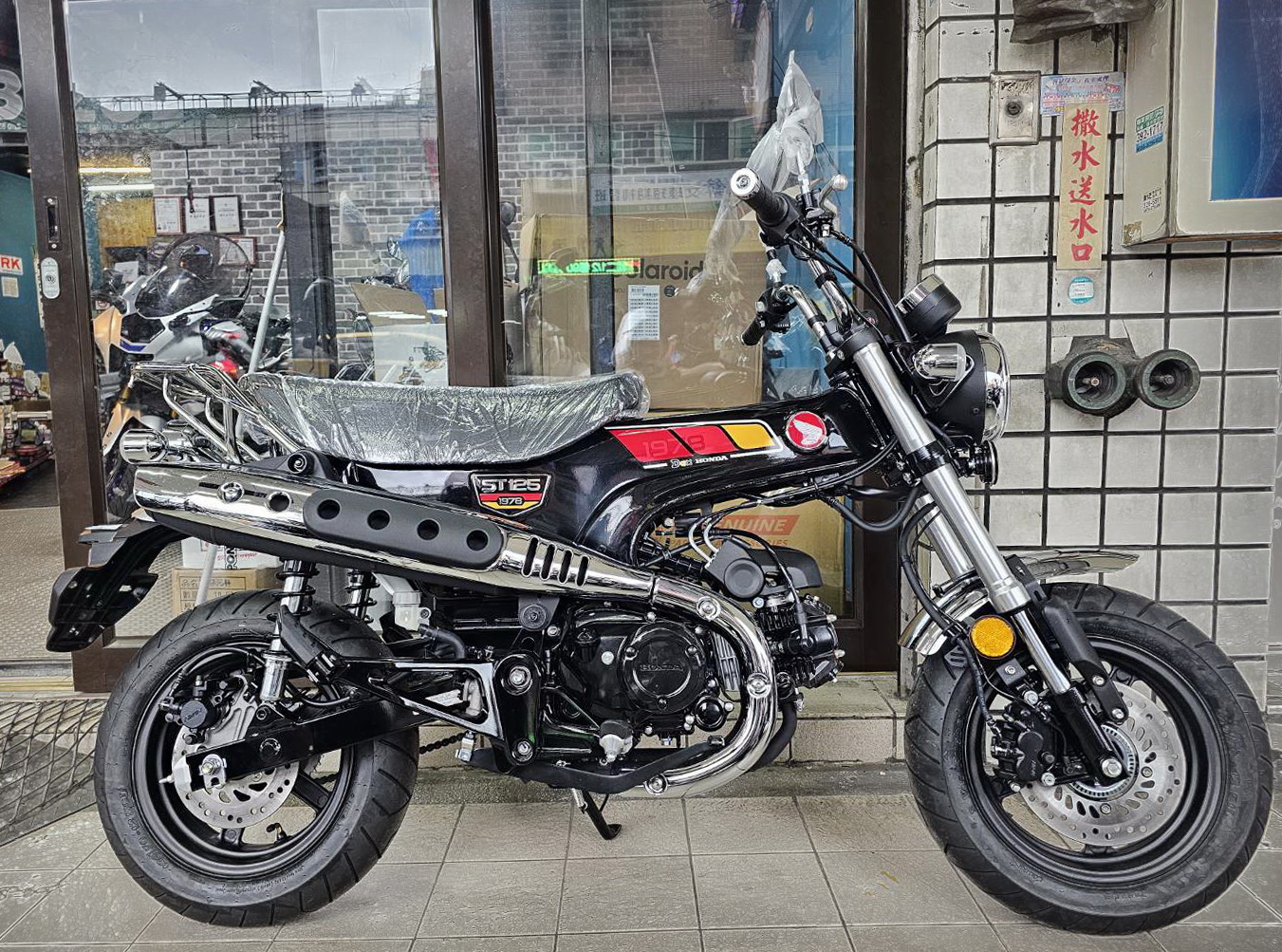 HONDA DAX125 ABS新車出售中 限量1978【勝大重機】2024 Honda DAX125 1978 Special Edition 全新車售價$16.5萬 ST125 | 勝大重機