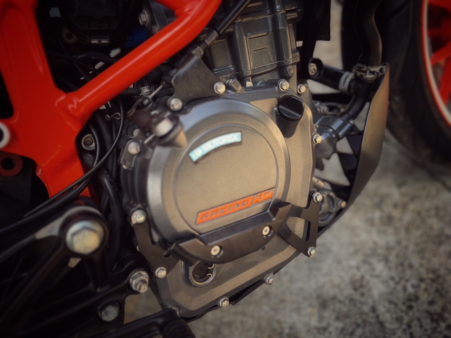 KTM 390DUKE - 中古/二手車出售中 Duke390 改裝排氣管 反打 全車彩貼 小資族二手重機買賣 | 小資族二手重機買賣