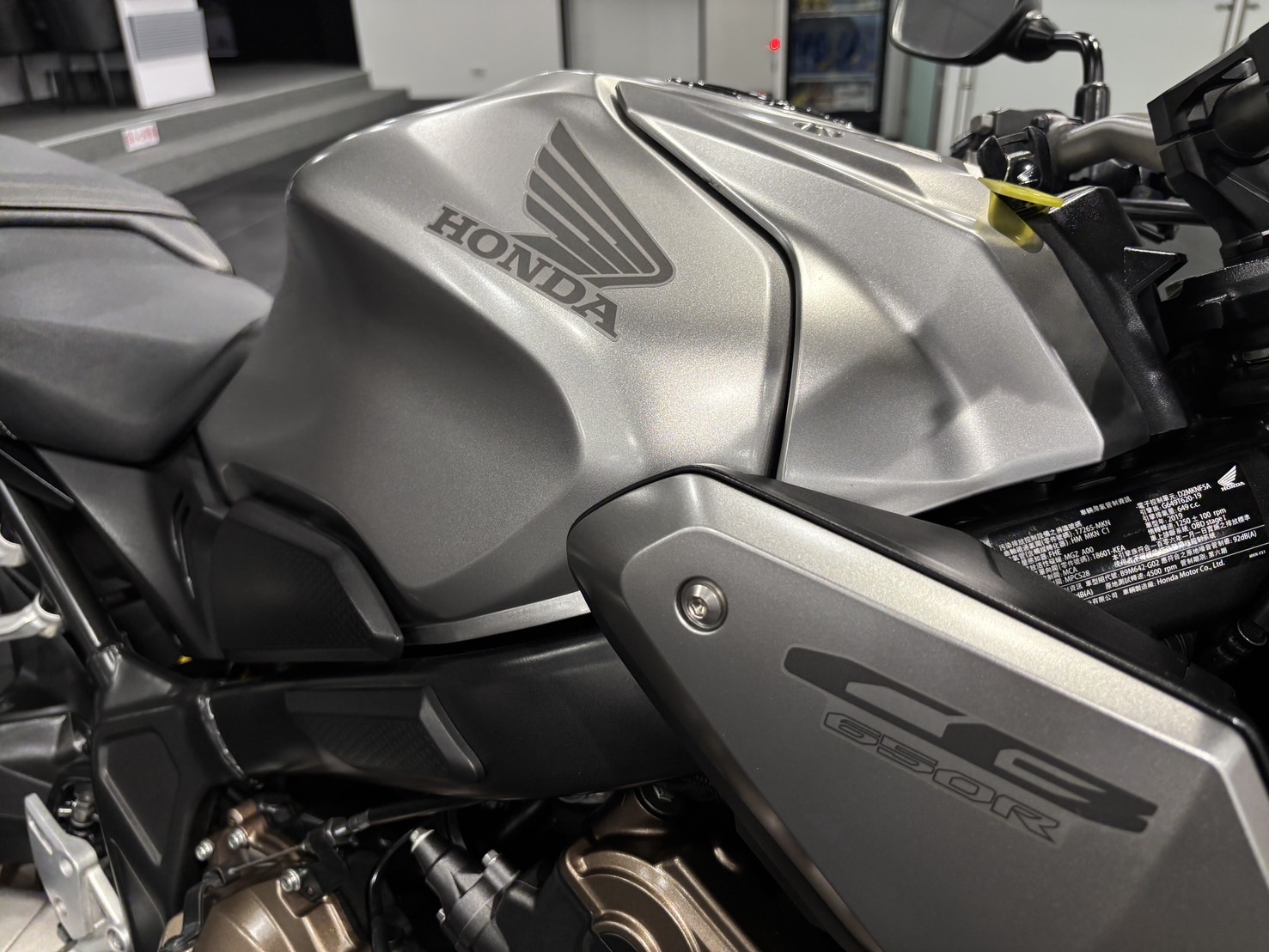 HONDA CB650R - 中古/二手車出售中 CB650R 出廠年份：2019 領牌年份：2019.03 行駛里程：9398公里 車輛所在：新北市中和區 | 個人自售