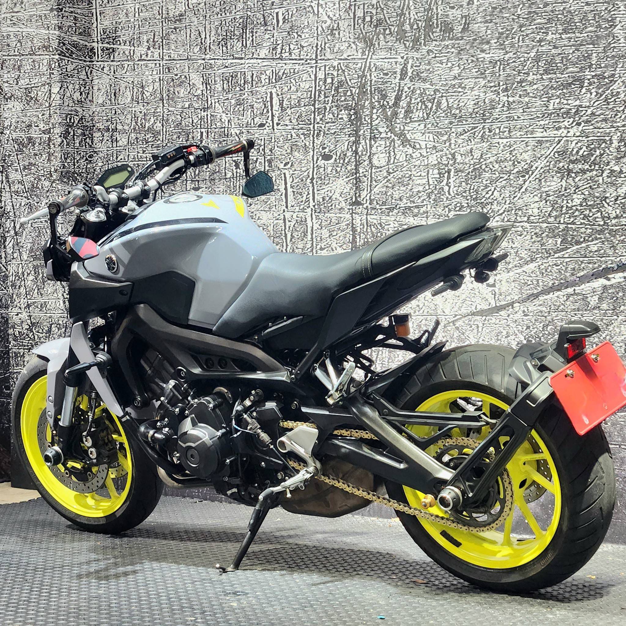 YAMAHA MT-09 - 中古/二手車出售中 2017年 YAMAHA MT-09/0元交車/分期貸款/車換車/線上賞車/到府交車 | 翊帆國際重車