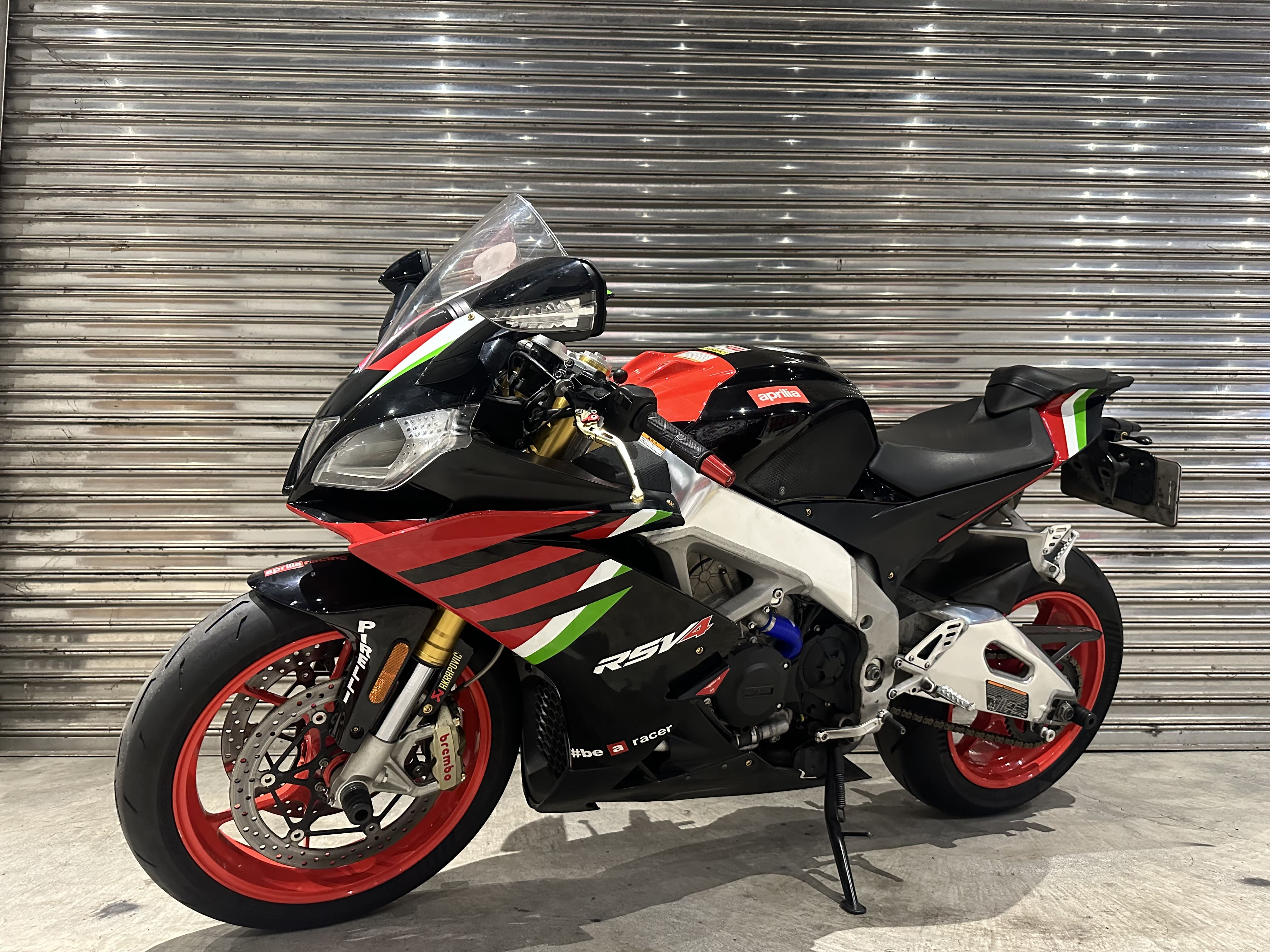 【個人自售】APRILIA RSV1000 - 「Webike-摩托車市」 2009 APRILIA RSV4FACTORY