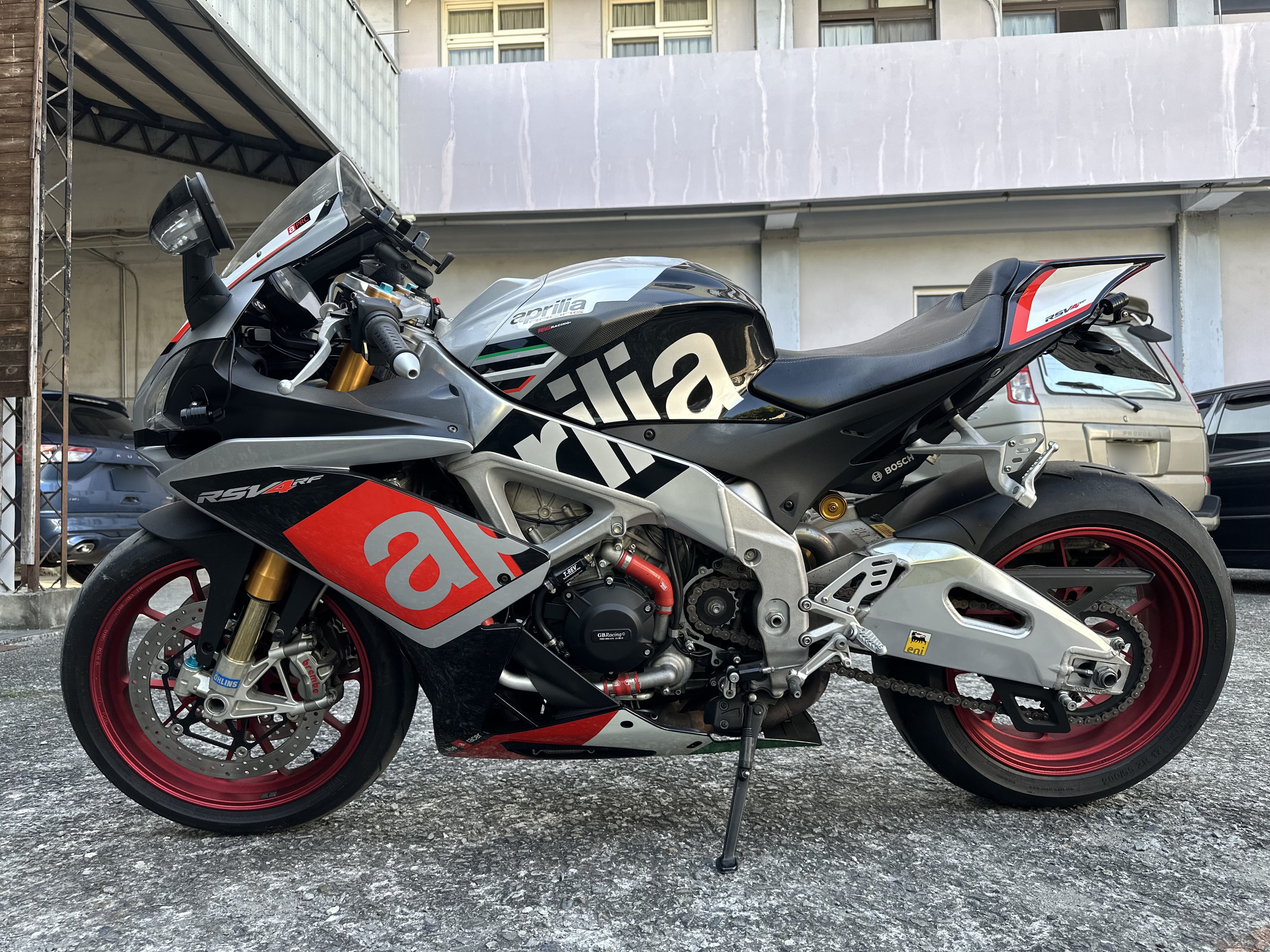 APRILIA RSV4 RF - 中古/二手車出售中 2016年 APRILIA RSV4 RF/0元交車/分期貸款/車換車/線上賞車/到府交車 | 翊帆國際重車