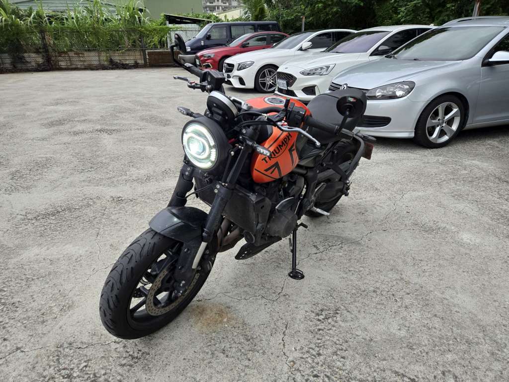 TRIUMPH  凱旋  TRIDENT 660 - 中古/二手車出售中 [出售] 2022年 TRIUMPH  凱旋 TRIDENT 660 | 老爹重機