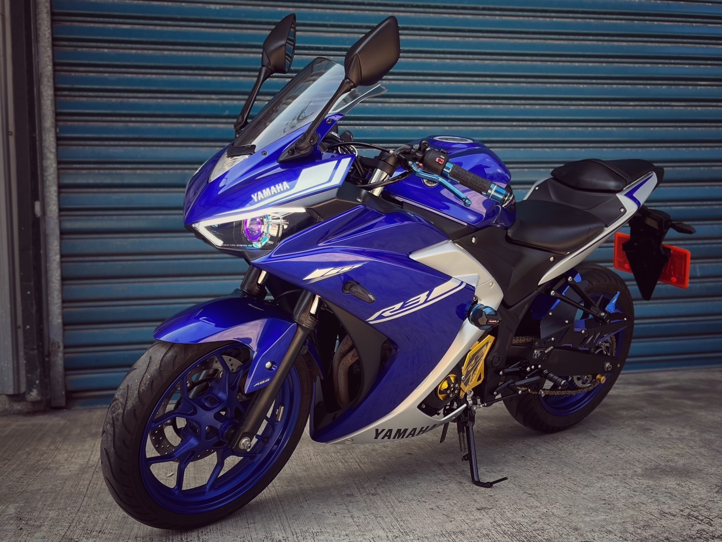 YAMAHA YZF-R3 - 中古/二手車出售中 R3 精品改裝 排氣管 魚眼 WH!Z腳踏 里程保證 小資族二手重機買賣 | 小資族二手重機買賣