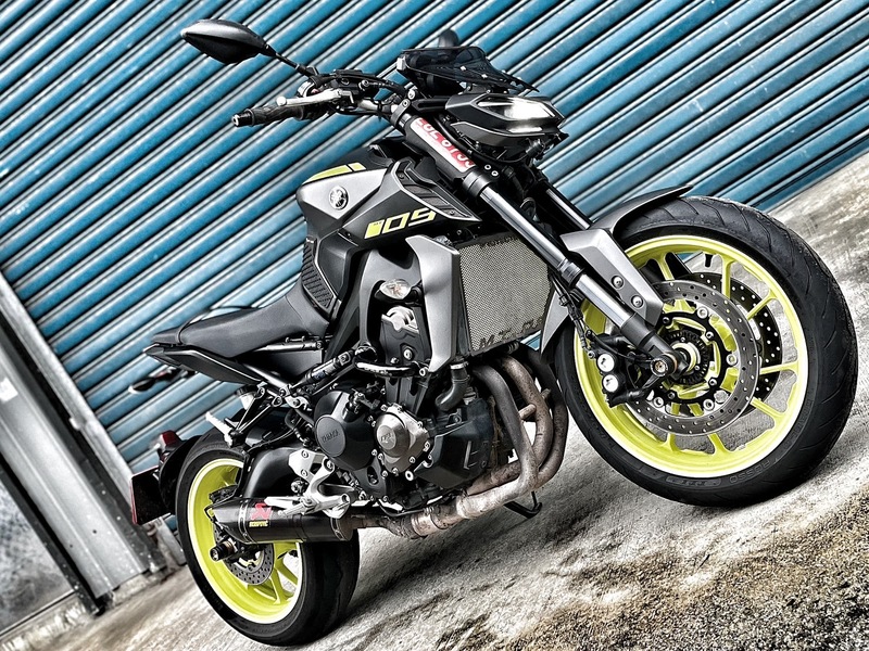 YAMAHA MT-09 - 中古/二手車出售中 碳蠍管 Ares保桿 行車記錄器 PD減震桿 原漆無事故 小資族二手重機買賣 | 小資族二手重機買賣