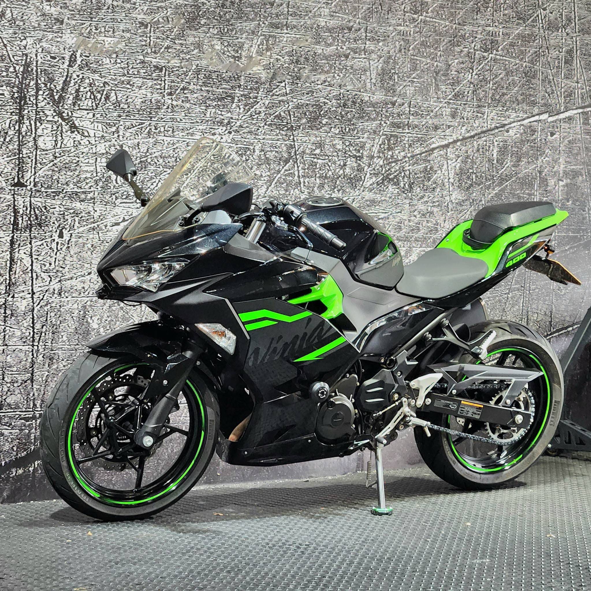 KAWASAKI NINJA400 - 中古/二手車出售中 2020年 KAWASAKI NINJA400/0元交車/分期貸款/車換車/線上賞車/到府交車 | 翊帆國際重車